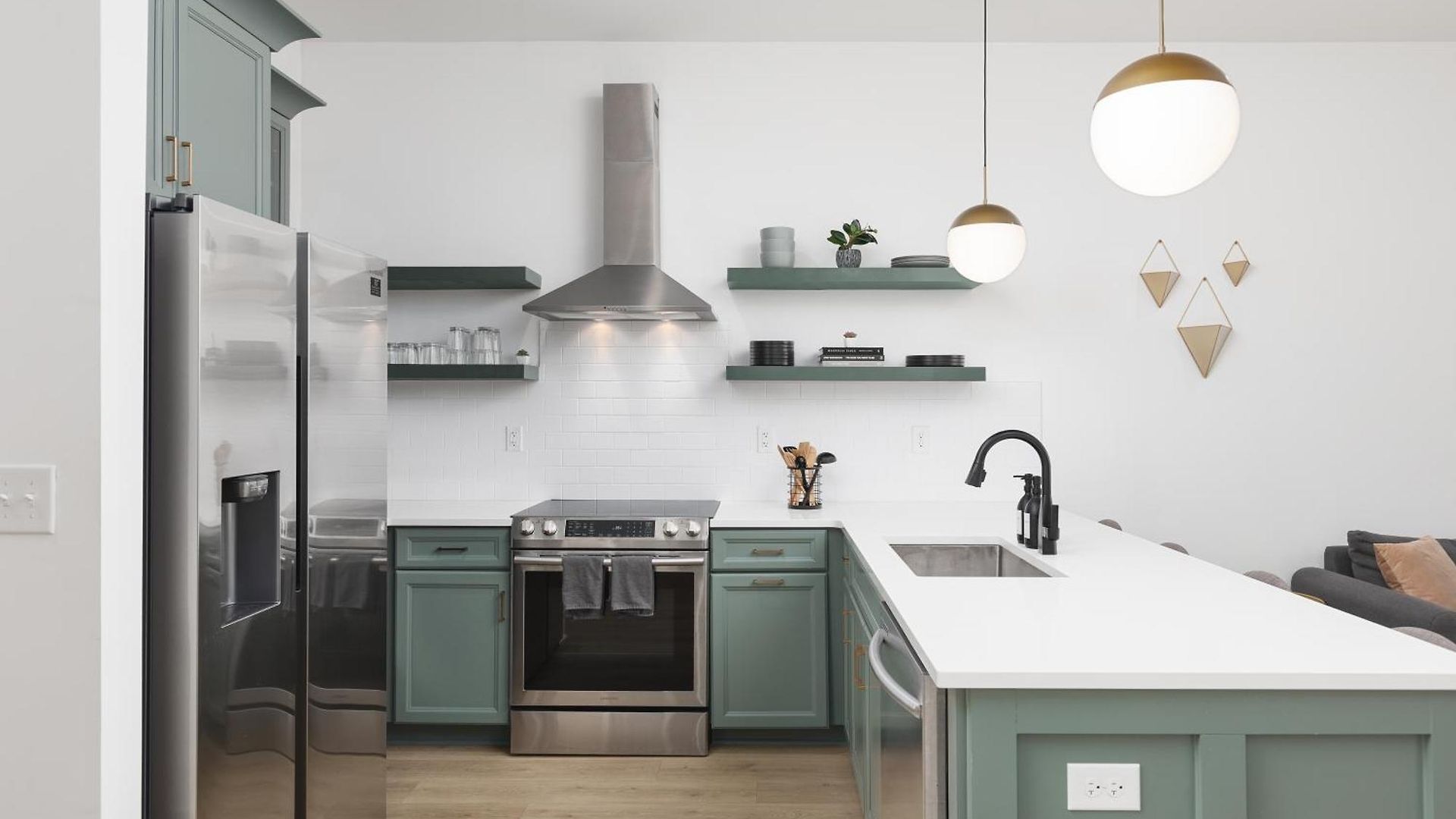 Apartment Luxury Design Condo, Close To Downtown Broadway & Coffee