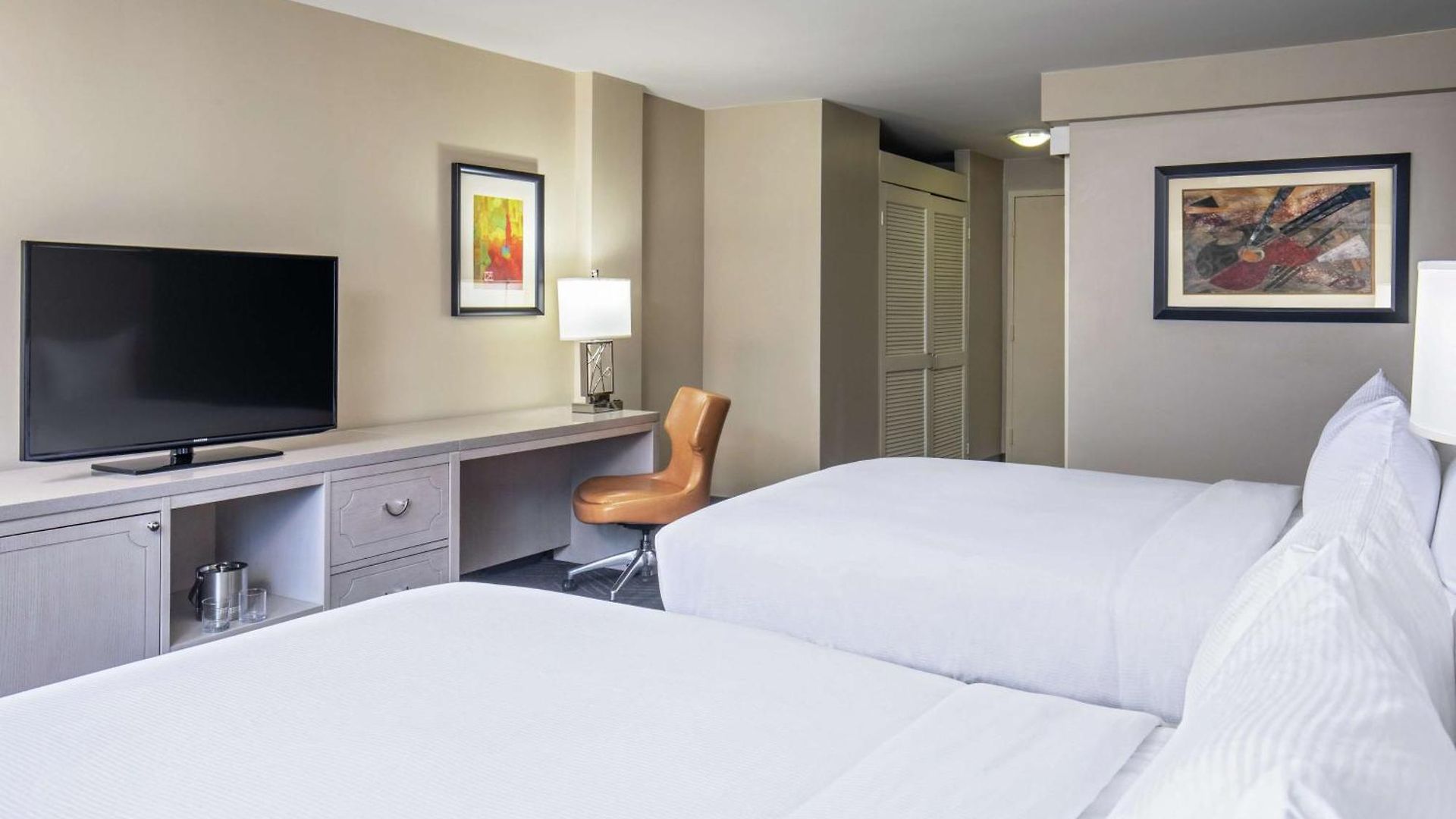 Doubletree By Hilton Downtown Nashville