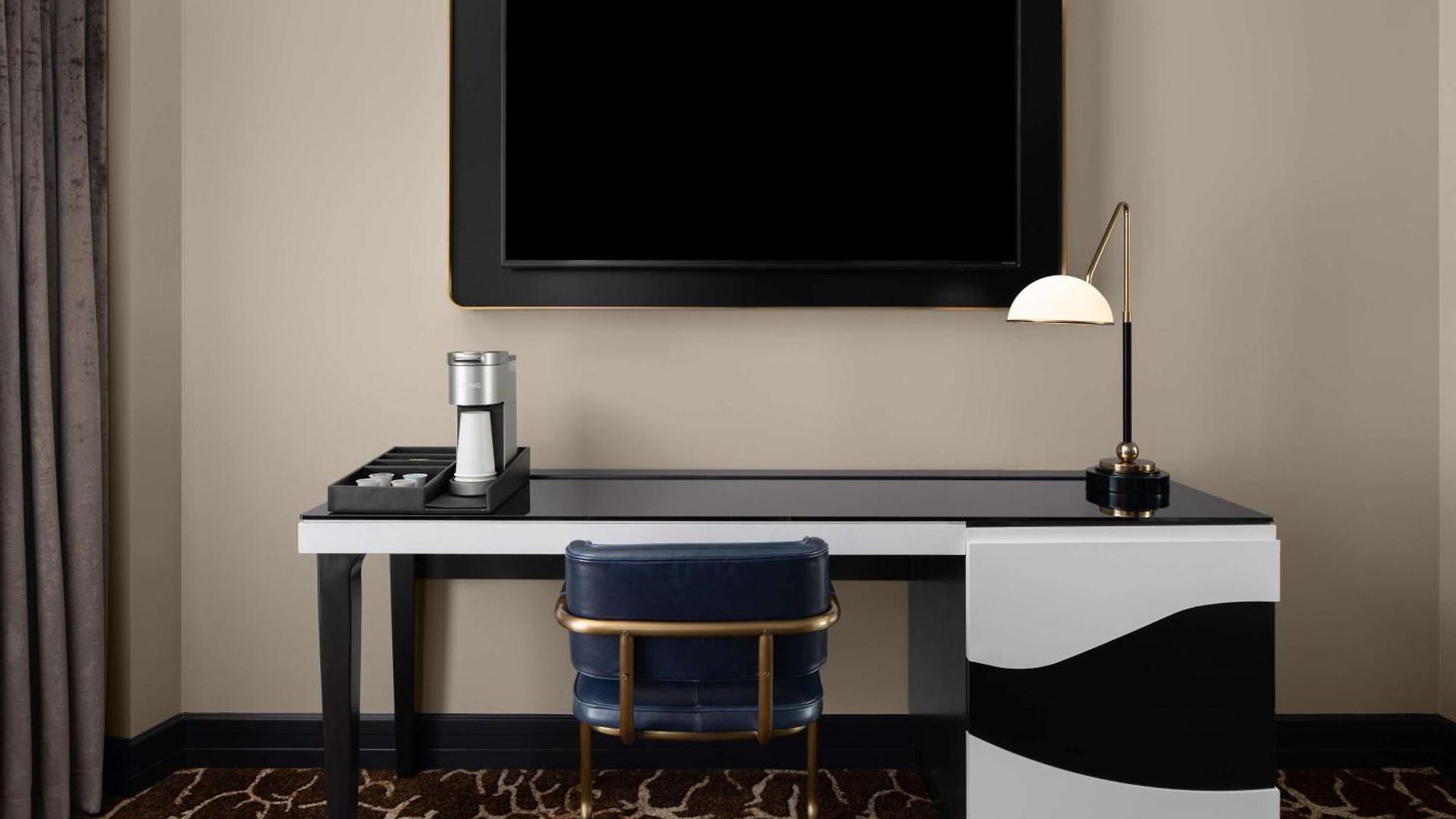 Hotel Fraye Nashville, Curio Collection By Hilton