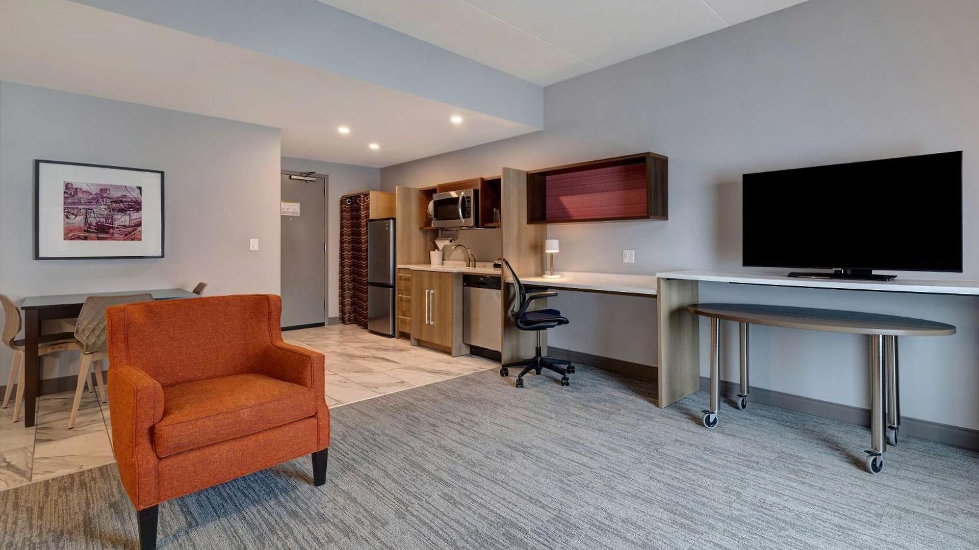 Home2 By Hilton Downtown-metrocenter Hotel 3*