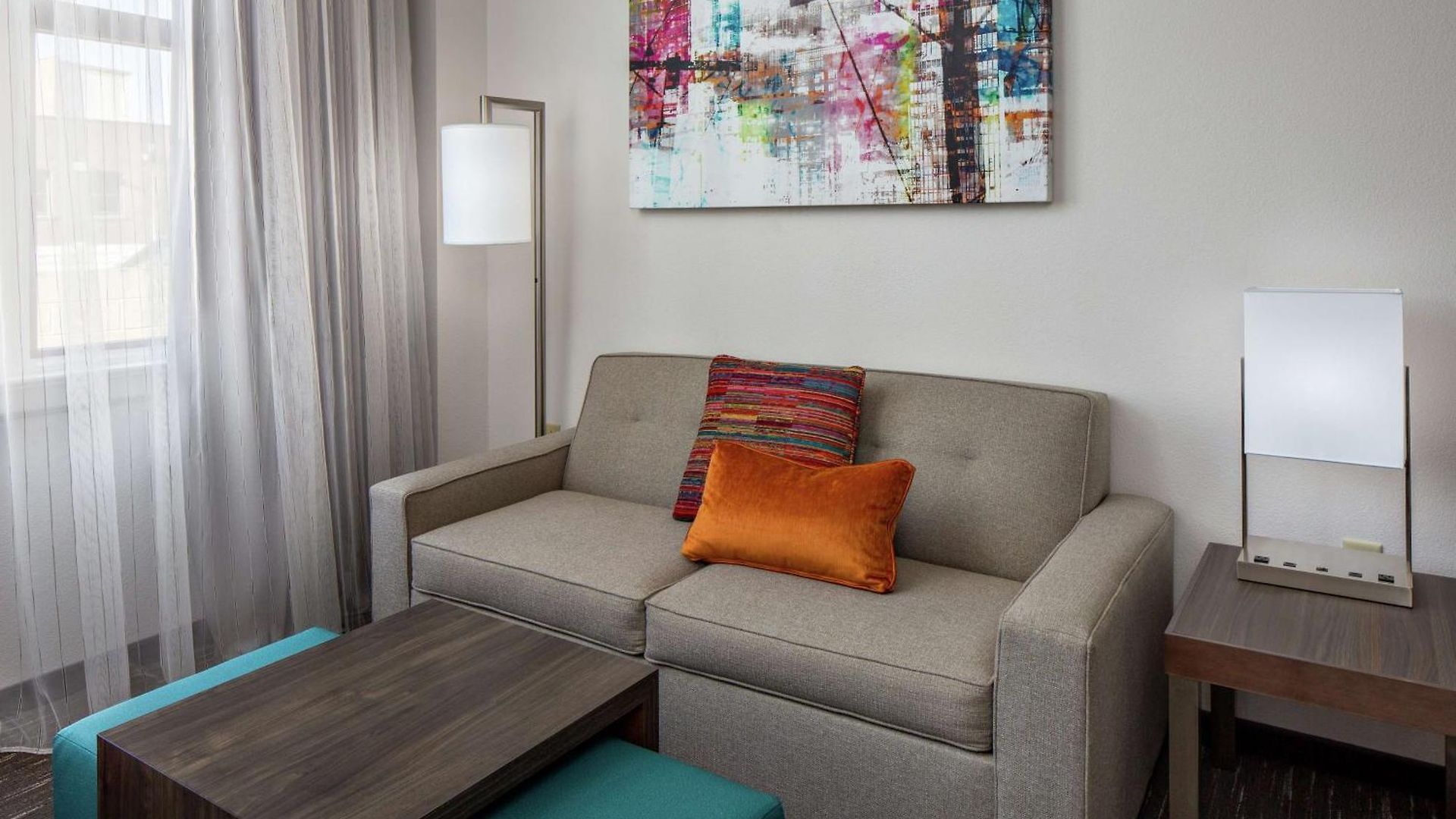 Hotel Homewood By Hilton Downtown