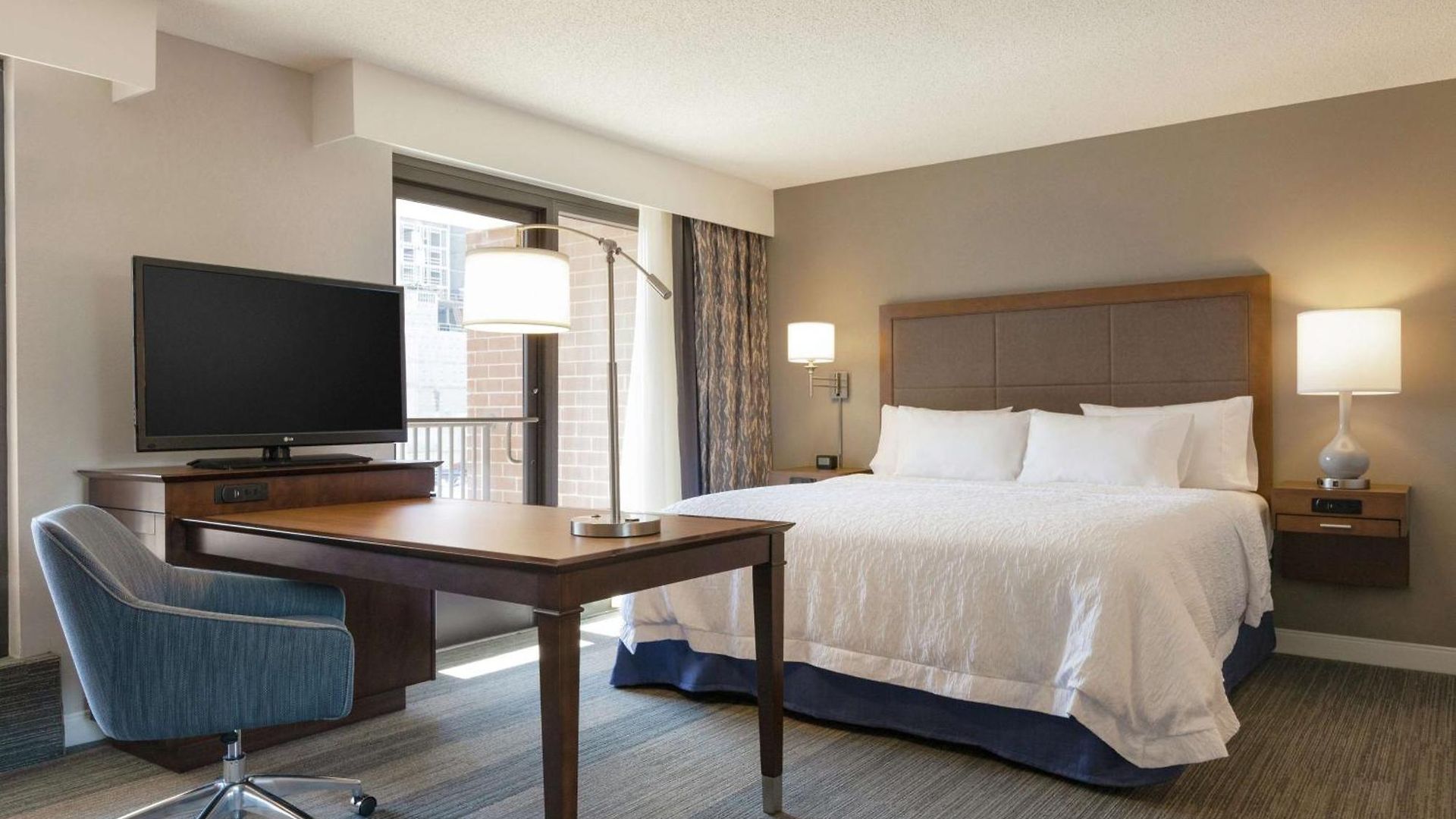 Hampton & Nashville-downtown Hotel