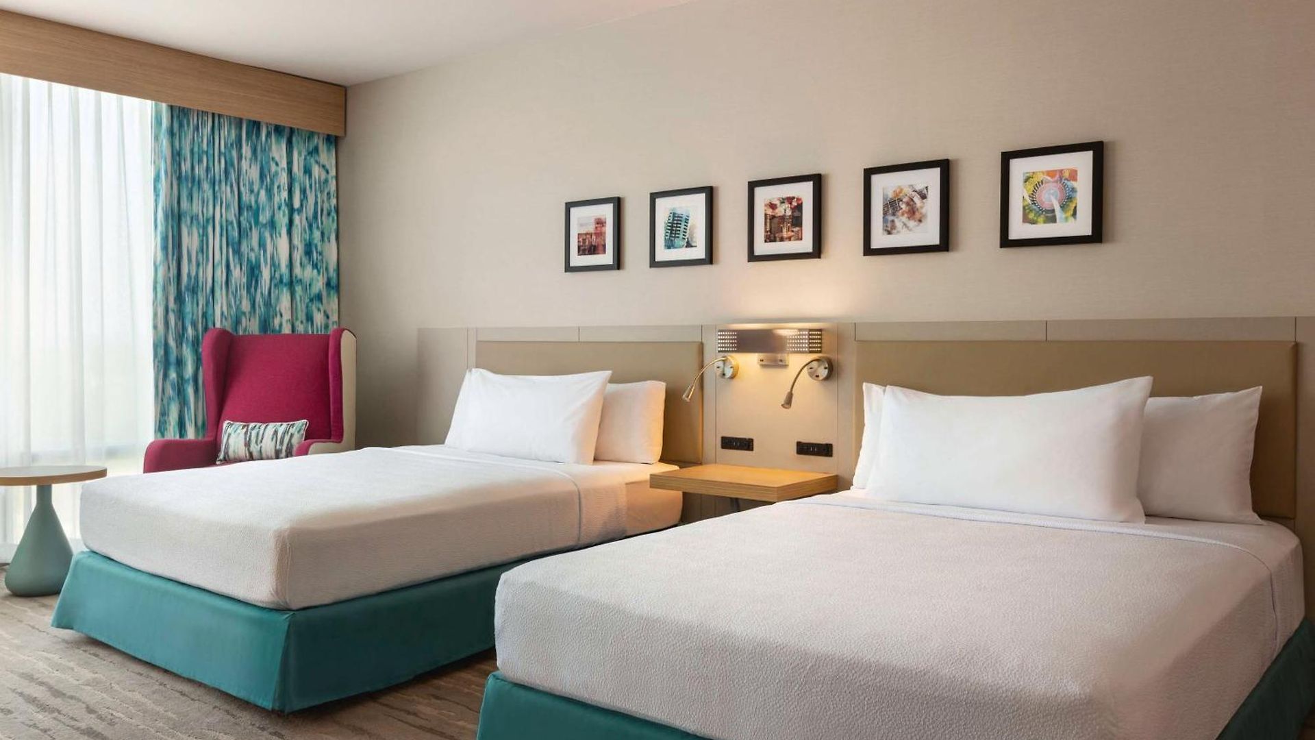 Hilton Garden West End Avenue 3*