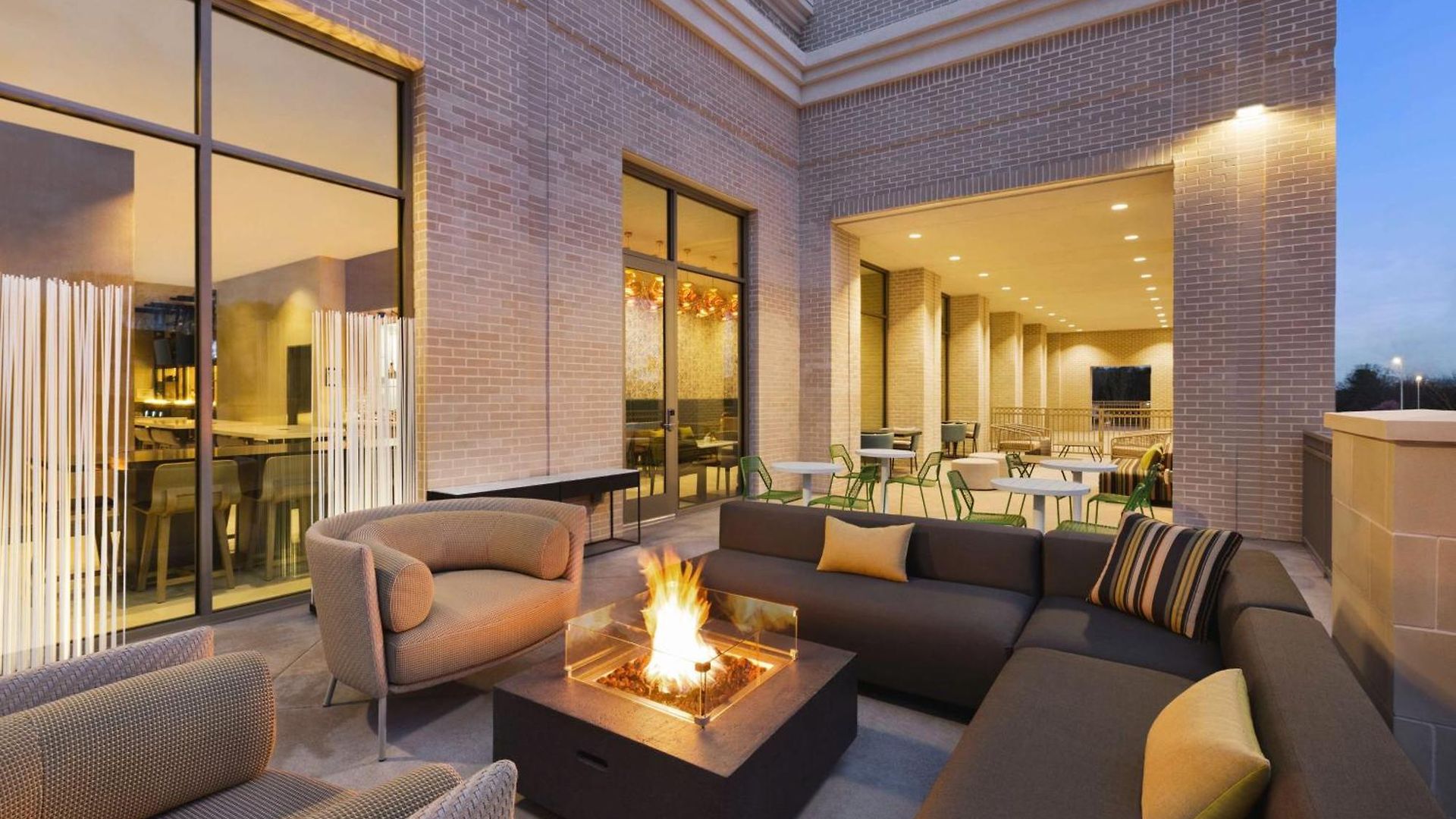 Hilton Garden West End Avenue Hotel