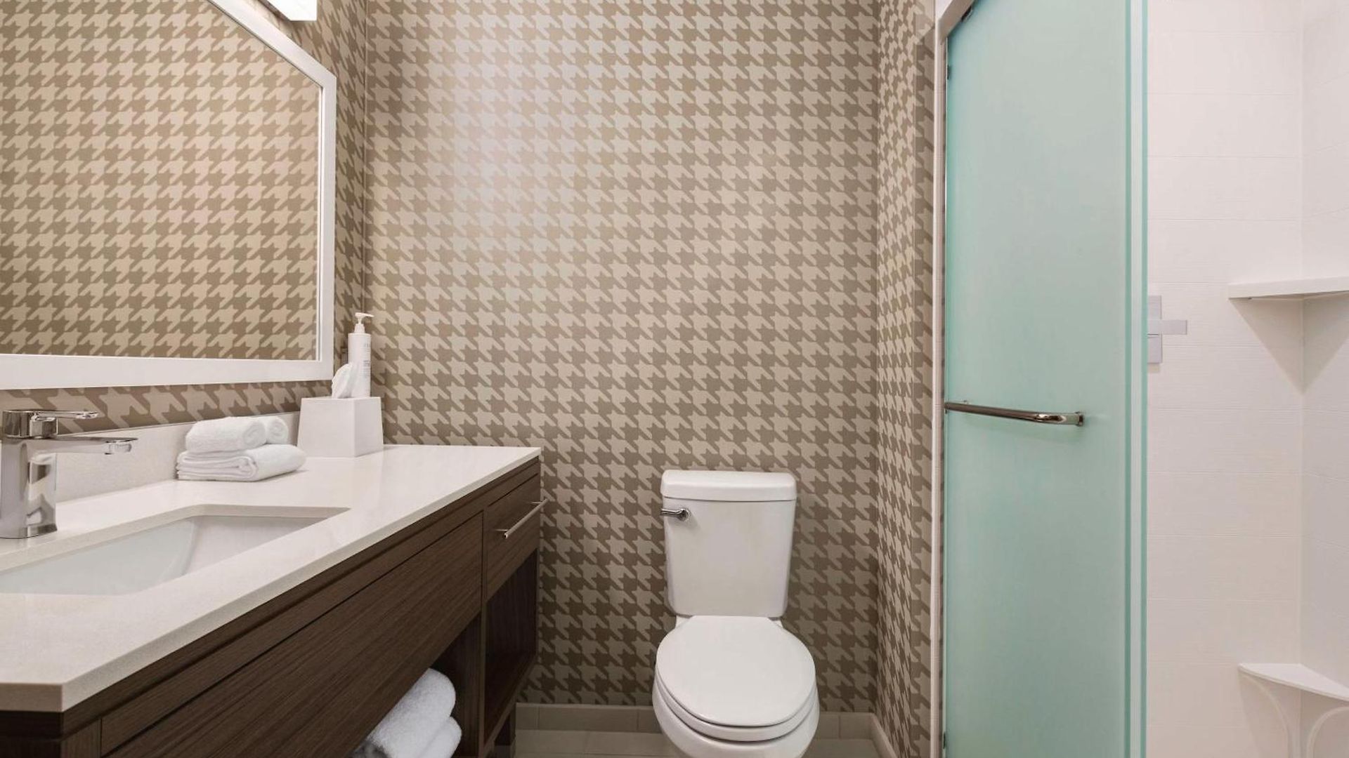 Home2 By Hilton West End Avenue Hotel 3*