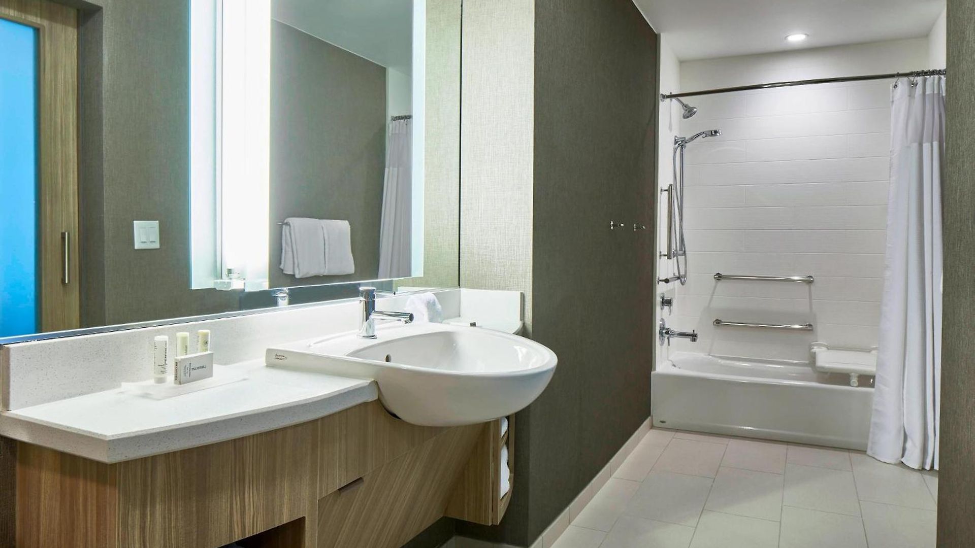 Springhill By Marriott Downtown/convention Center Hotel Nashville