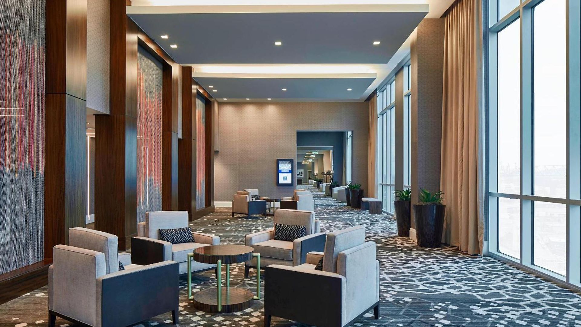 By Marriott Downtown/convention Center 3*