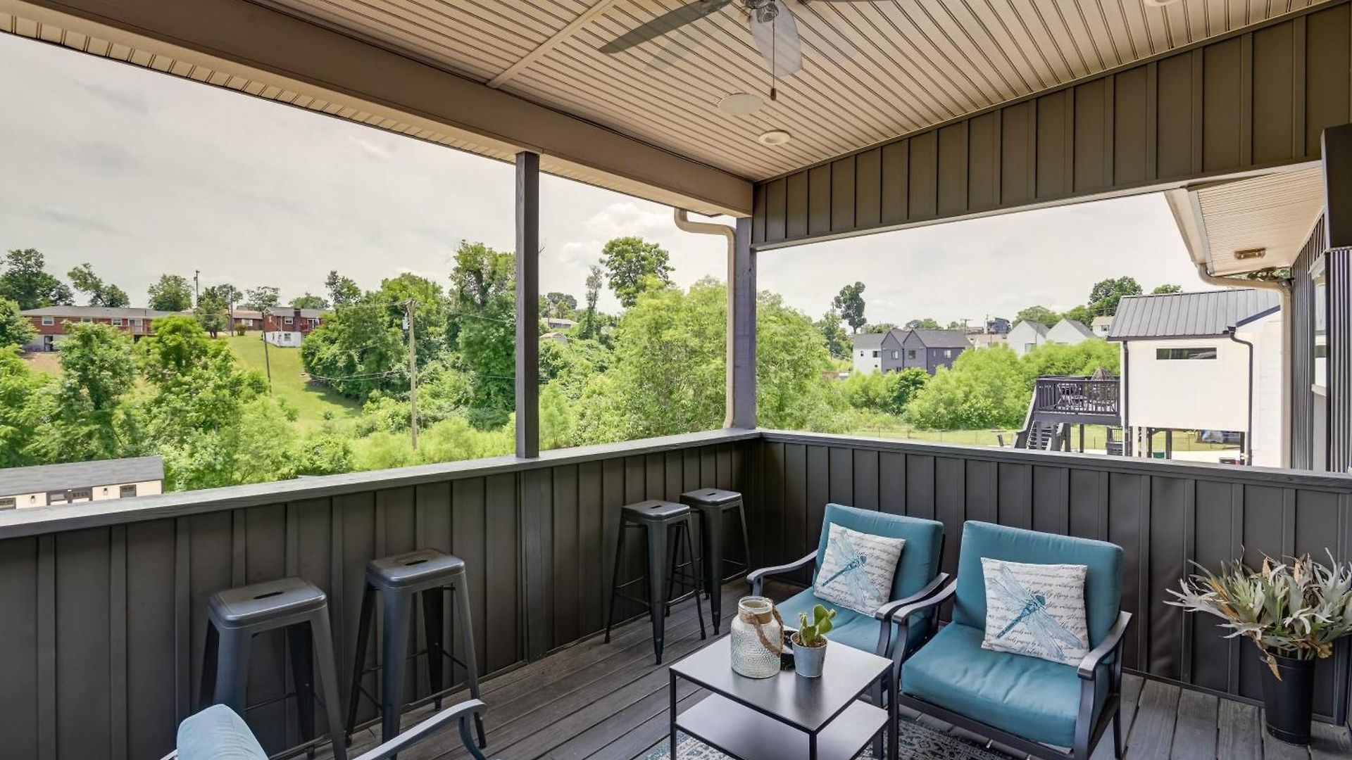 W/ Seasonal Pool < 5 Mi To Dtwn! Holiday home