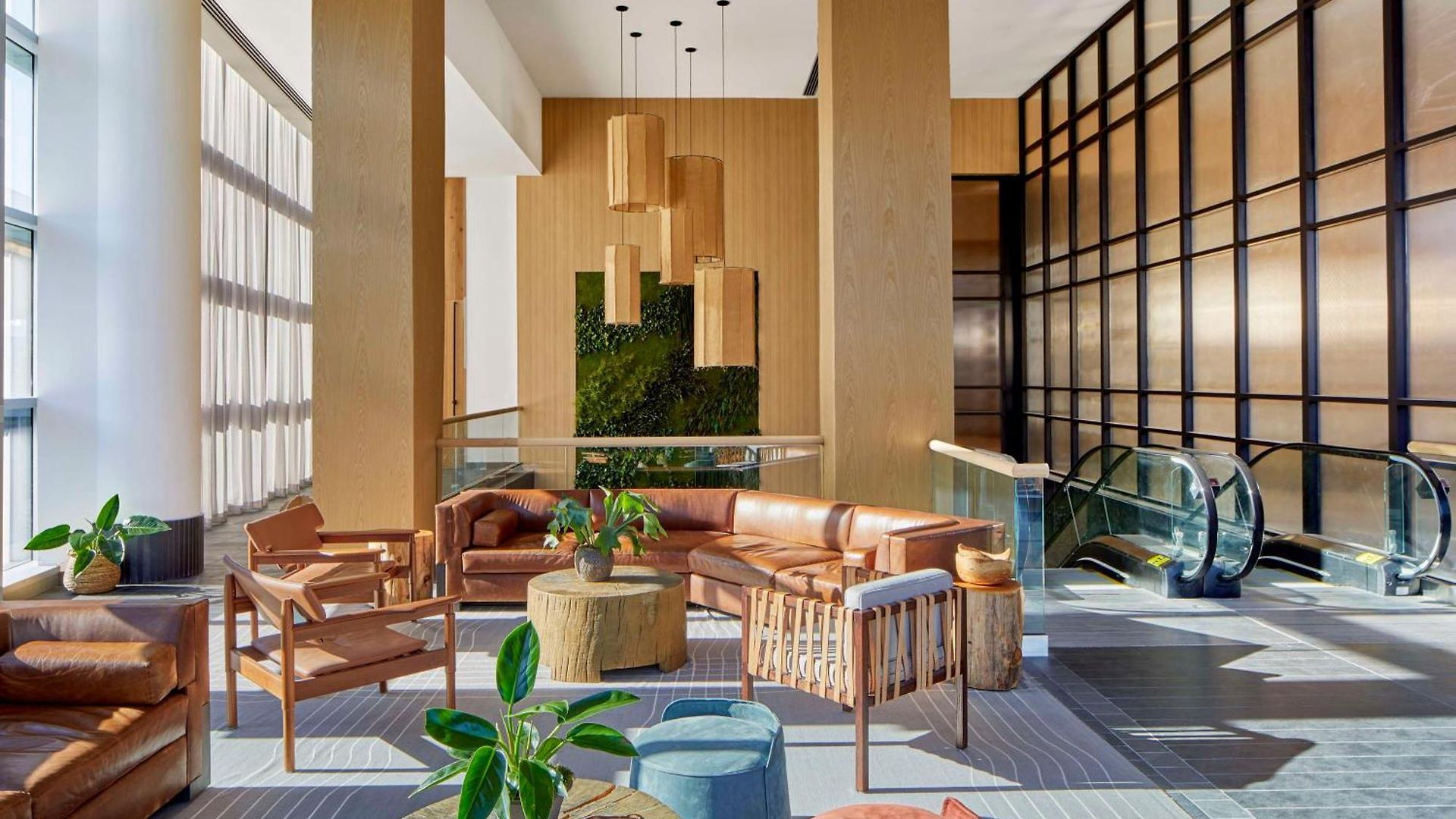 Embassy By Hilton Downtown Nashville