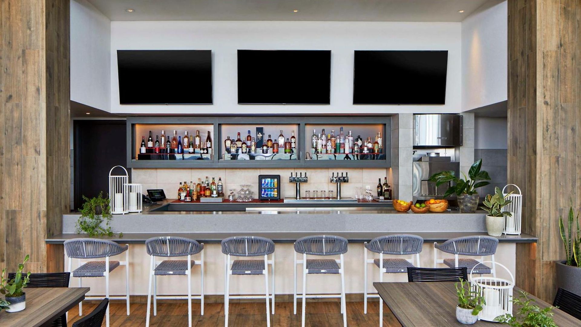 Embassy By Hilton Downtown Hotel 4*