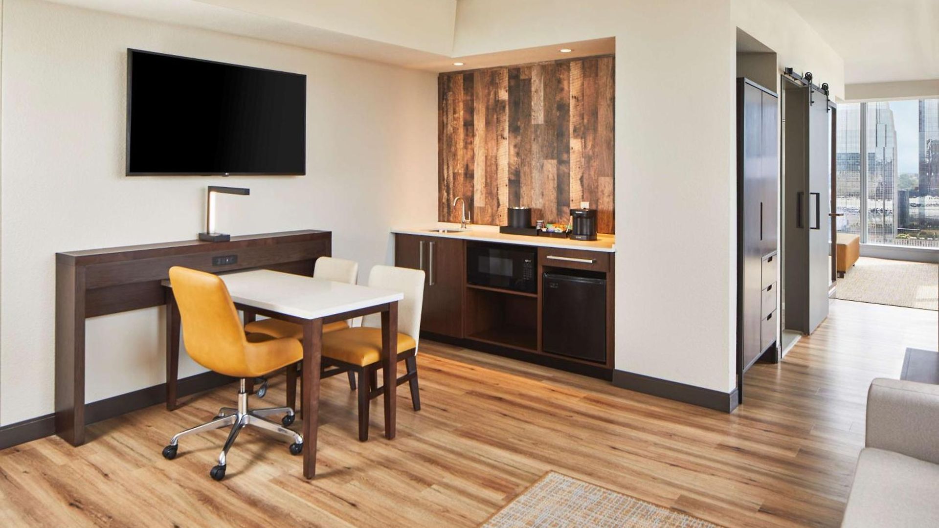 Embassy By Hilton Downtown Hotel Nashville
