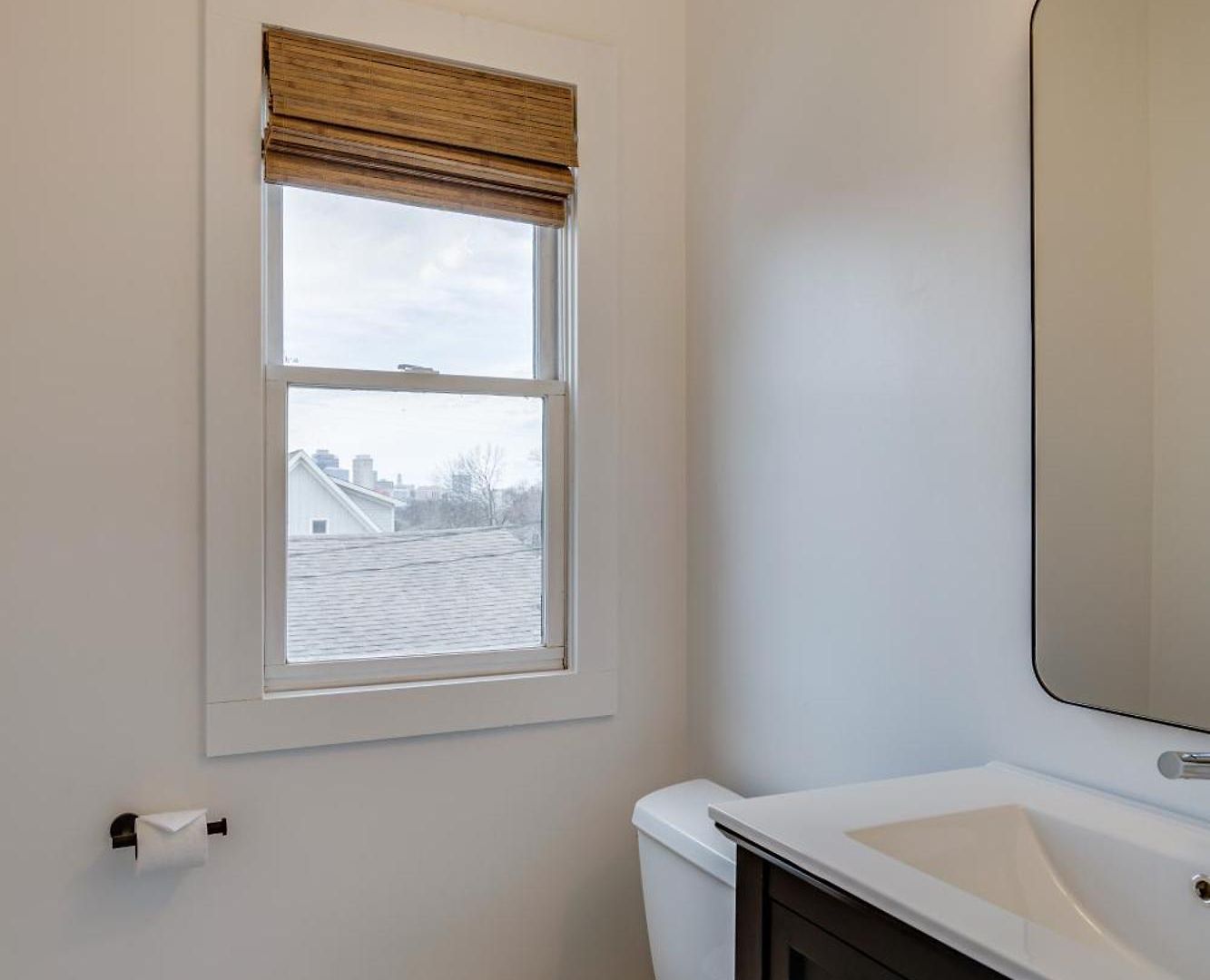 Skyline Views From Shelby With Wifi, Fully Furnished, Pet Friendly & In Unit Laundry