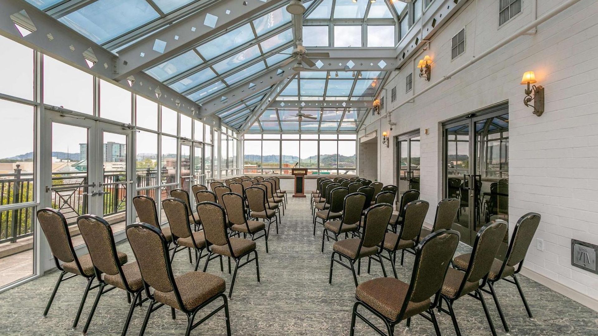 Hampton & Nashville-green Hills Hotel 3*