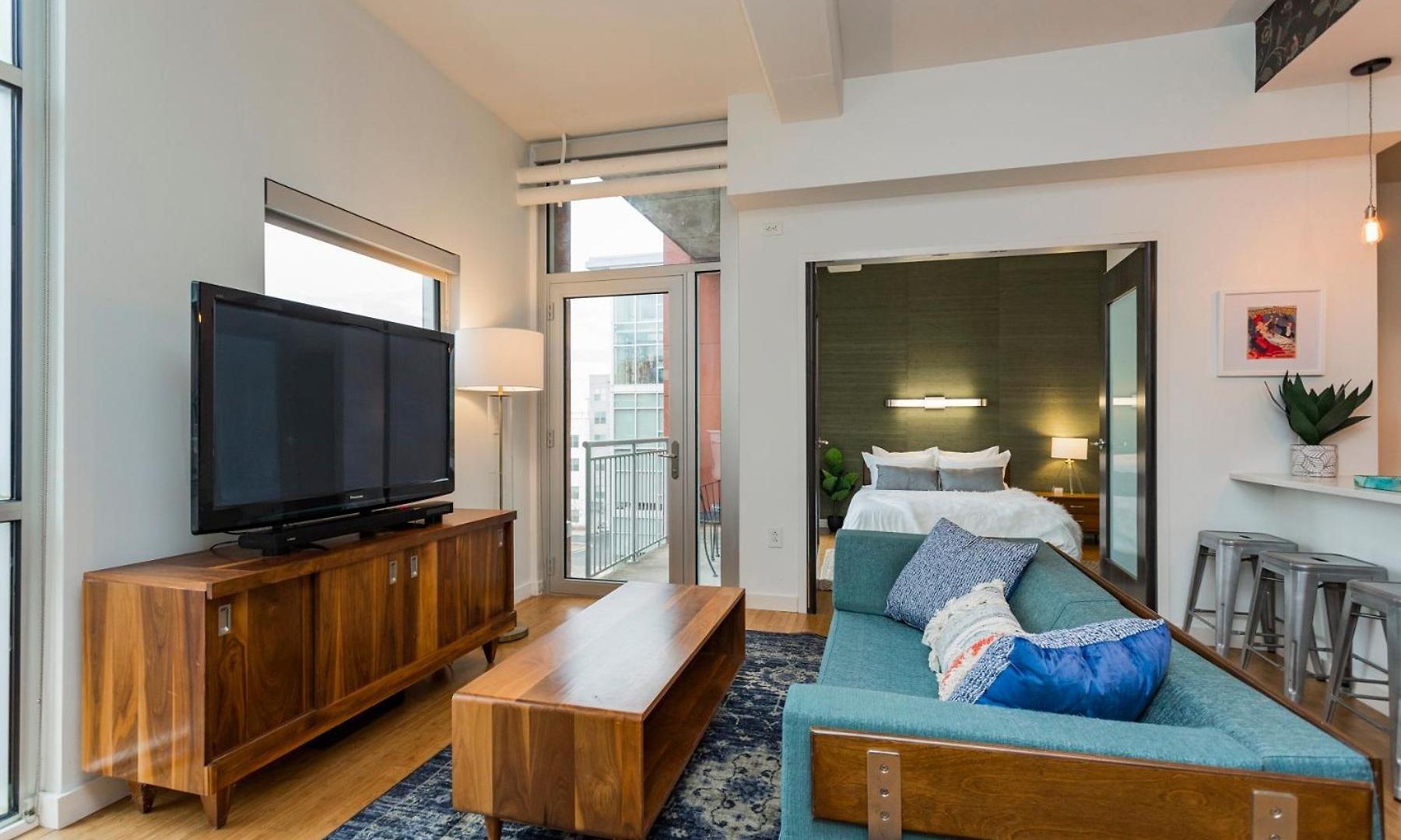 Holiday home Artsy Extended Retreat Downtown