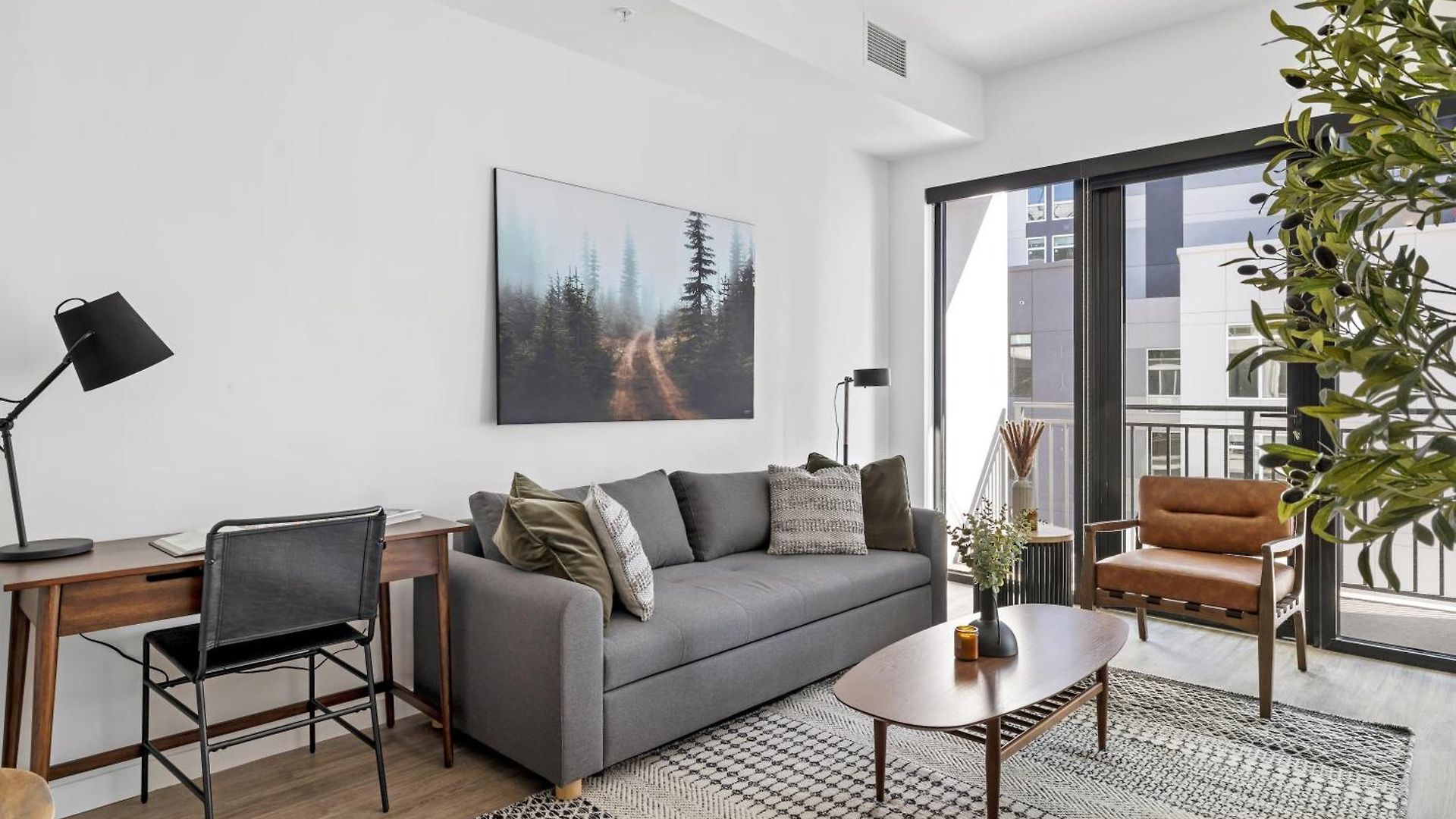 Mint House - The Gulch - Division St