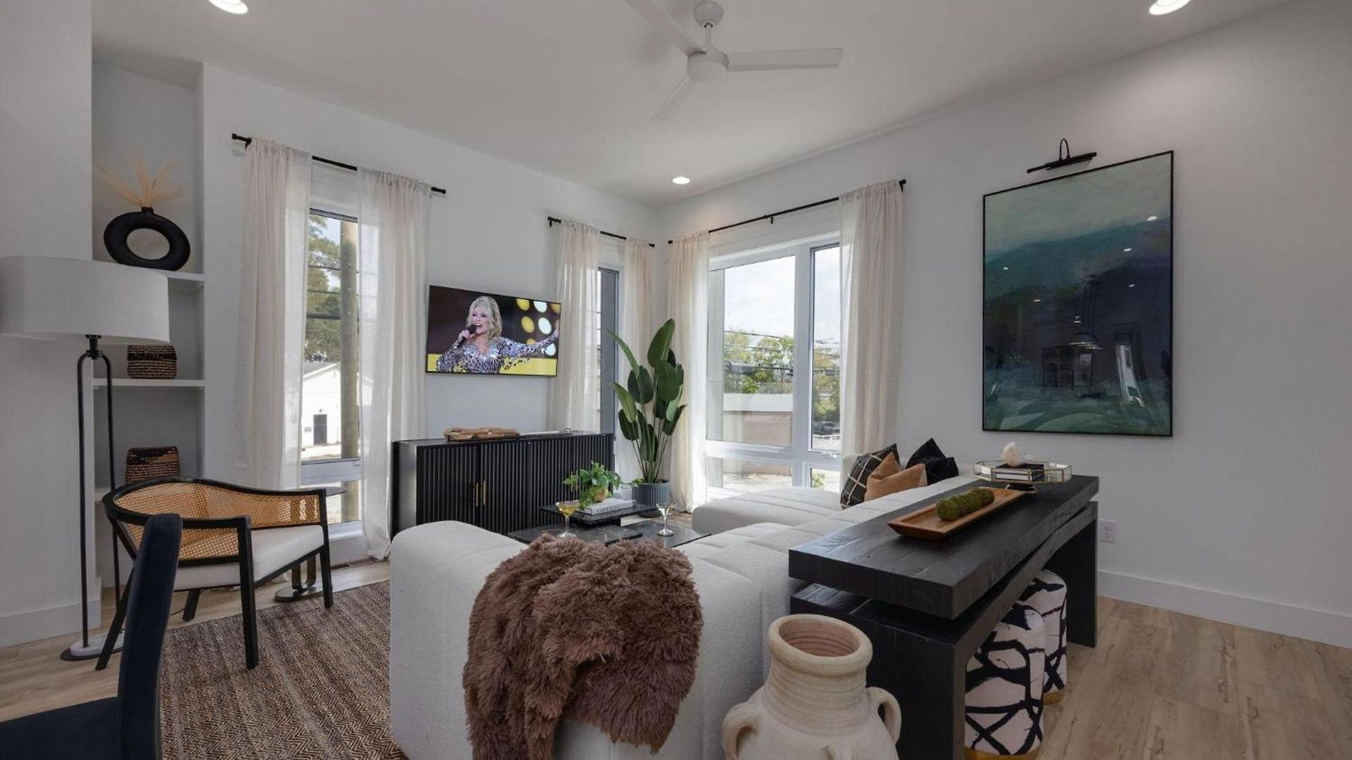 - 1400 Napoleon St. Holiday home *