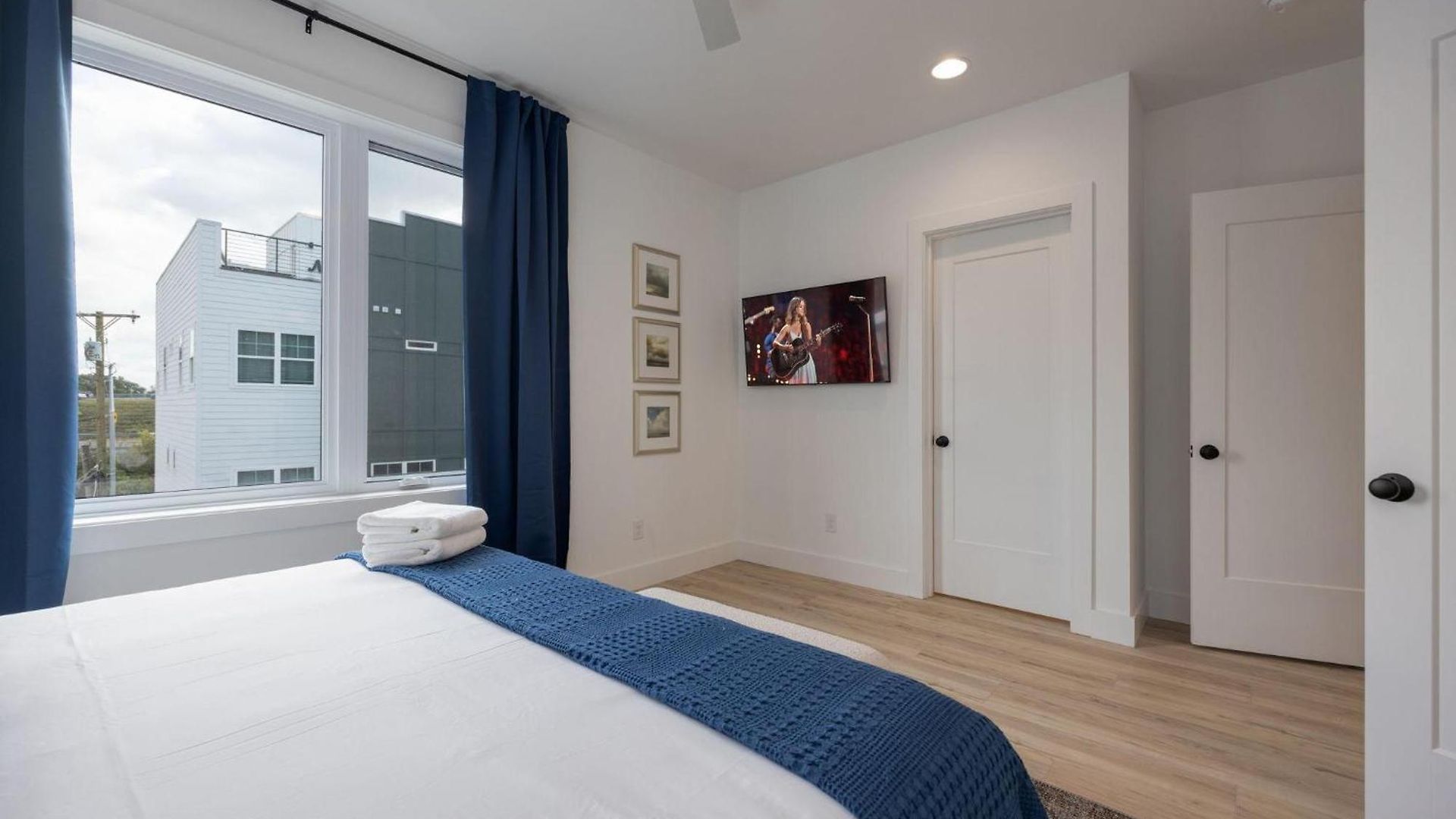 - 1400 Napoleon St.