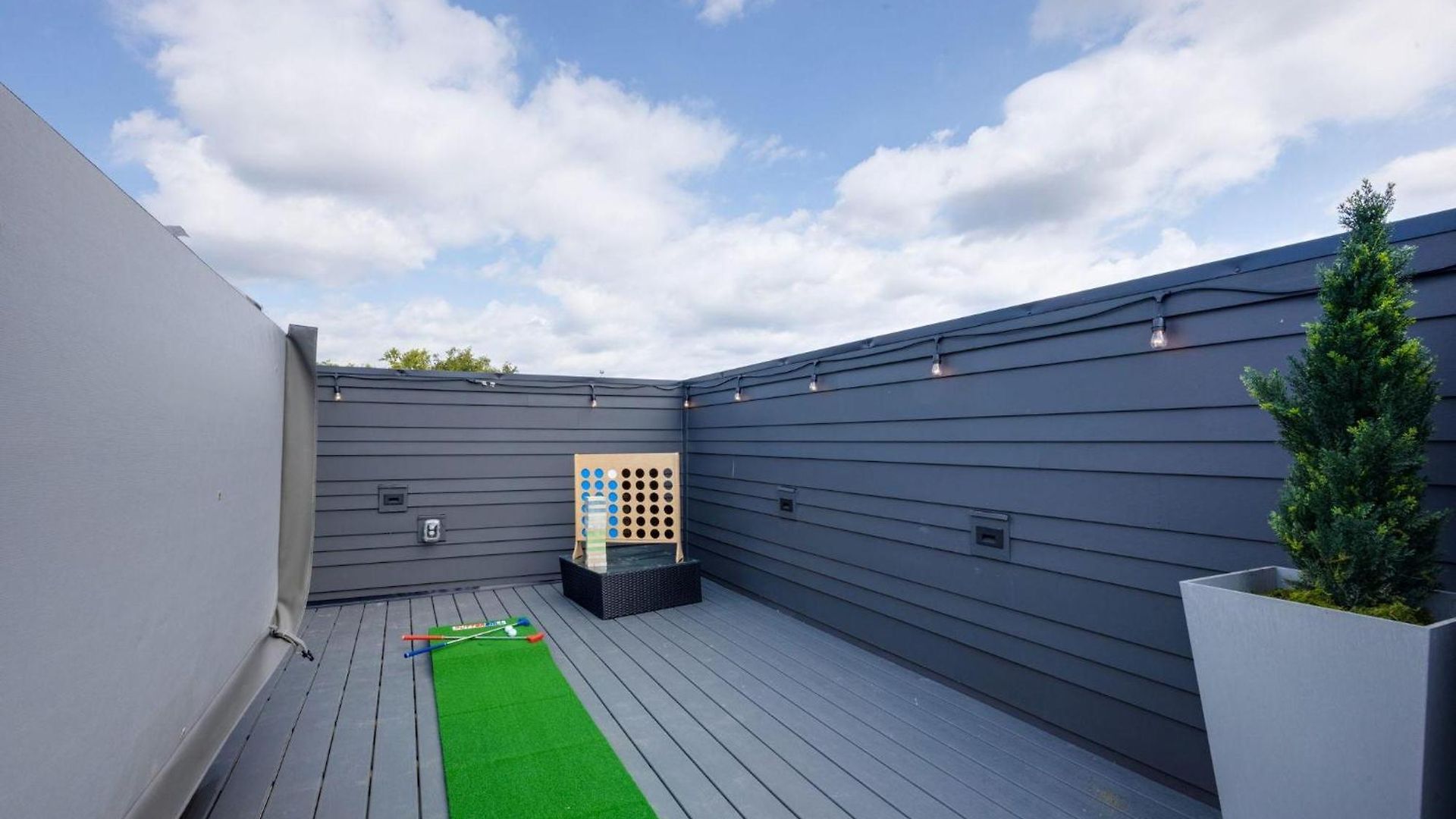 - 1400 Napoleon St. Holiday home *