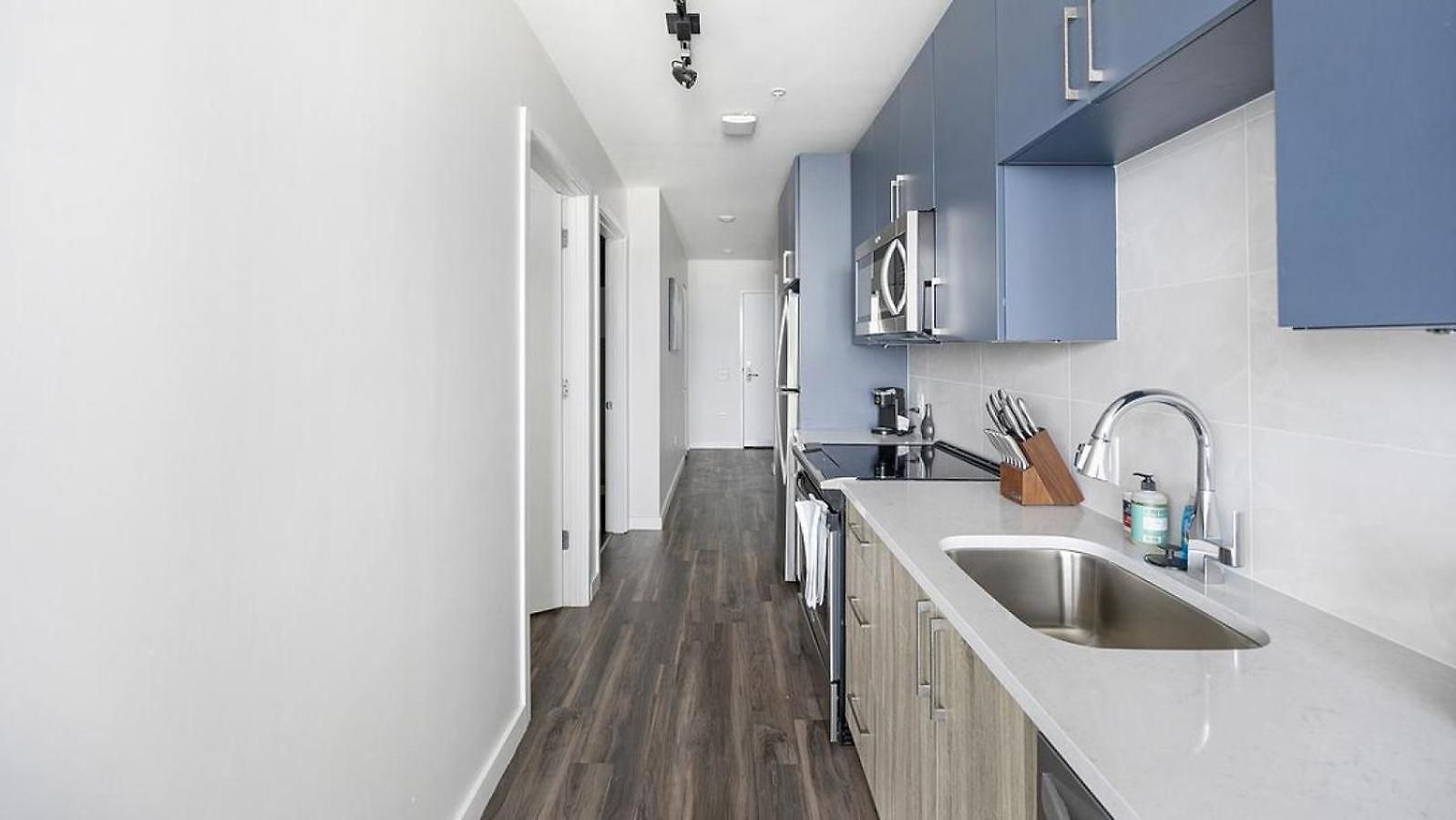Landing Modern With Amazing Amenities Nashville
