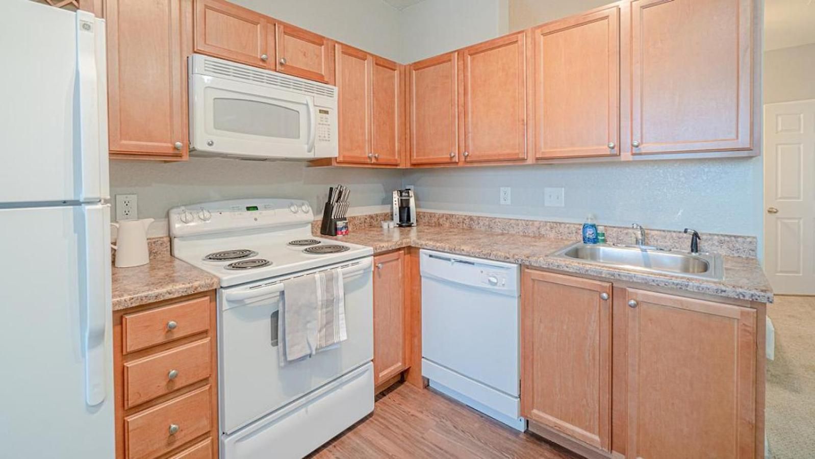 Landing Modern With Amazing Amenities Nashville