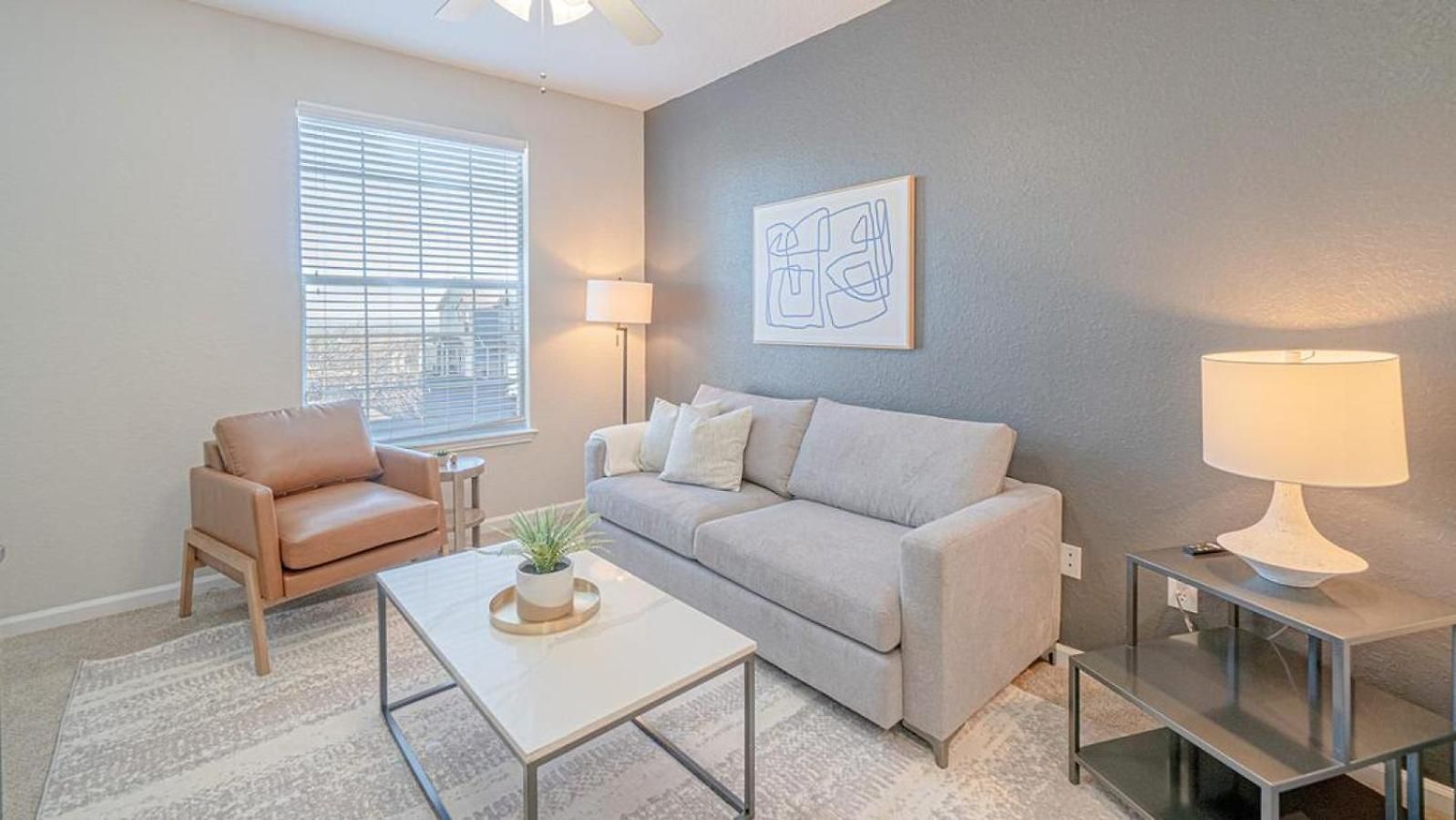 Landing Modern With Amazing Amenities *
