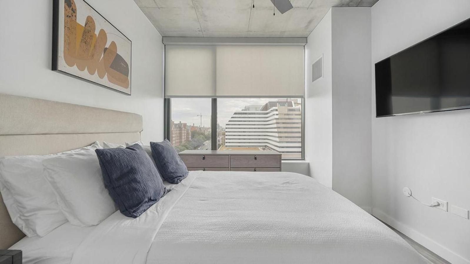 Apartment Landing - Modern With Amazing Amenities Nashville