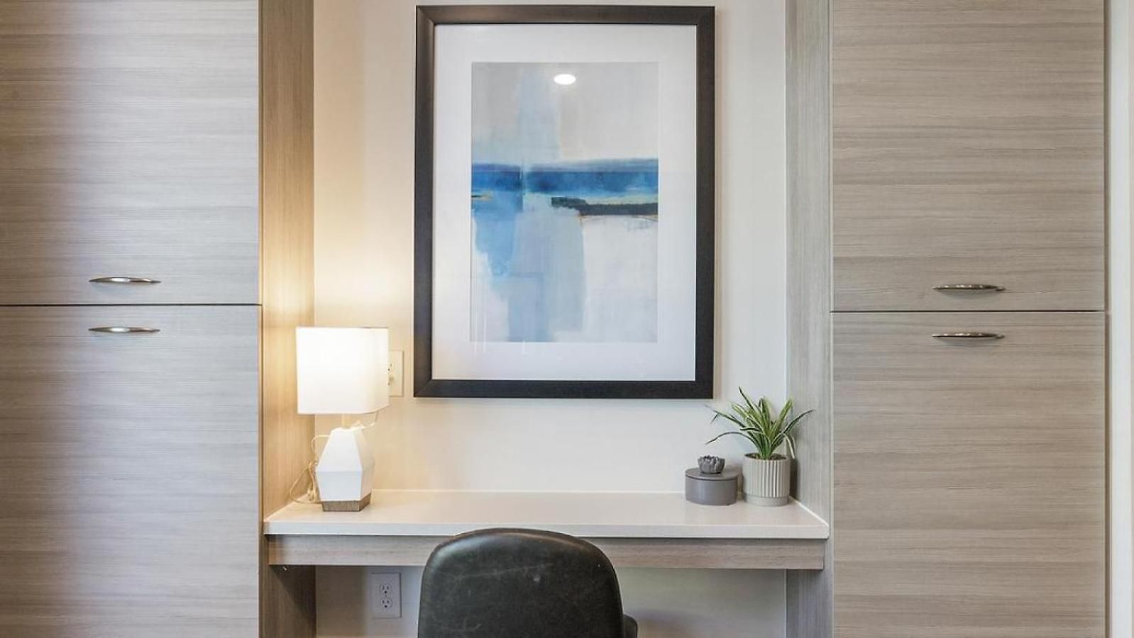 Landing Modern With Amazing Amenities Apartment *