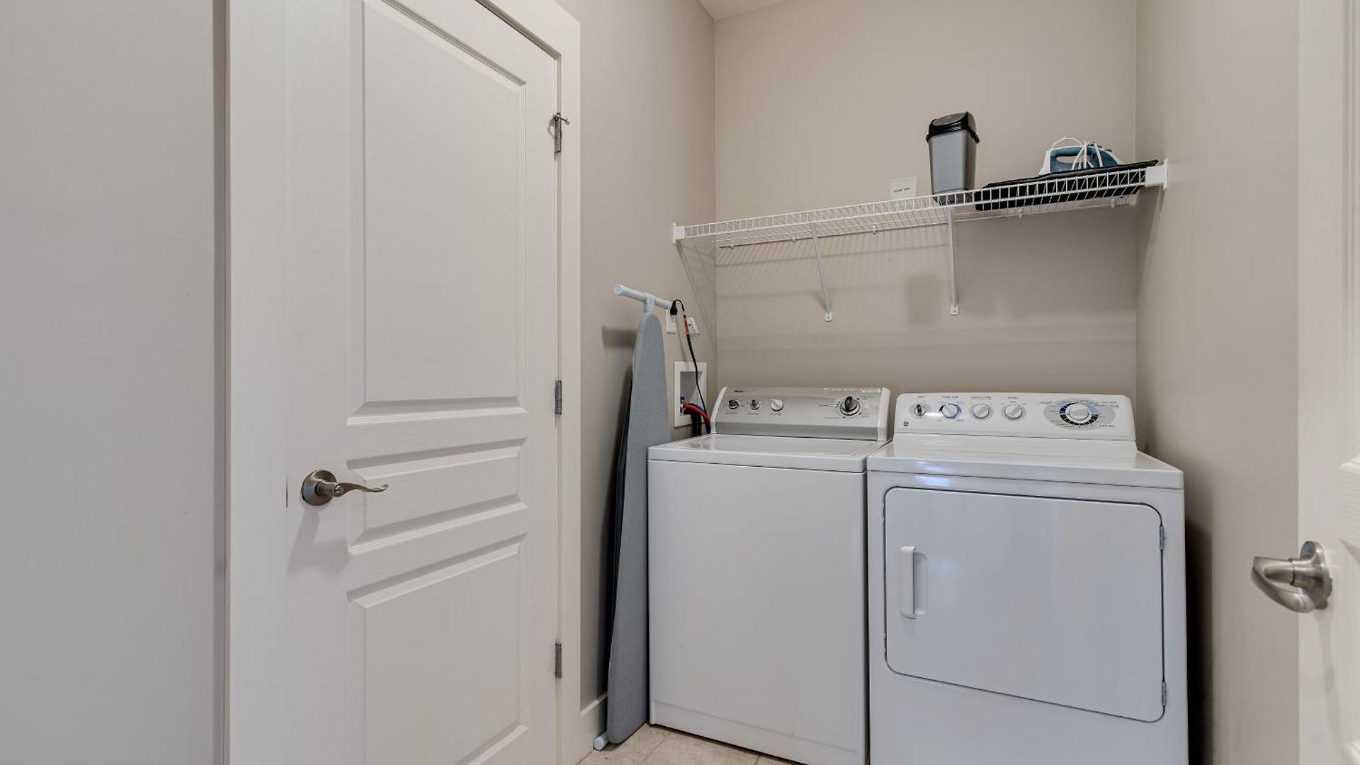 Apartment Lipstick & Boots - Luxury 3-level With Private Garage Near Music Row Nashville
