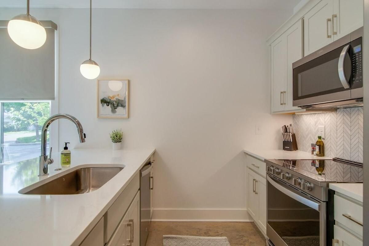 Charming East Duplex For 20 Holiday home *