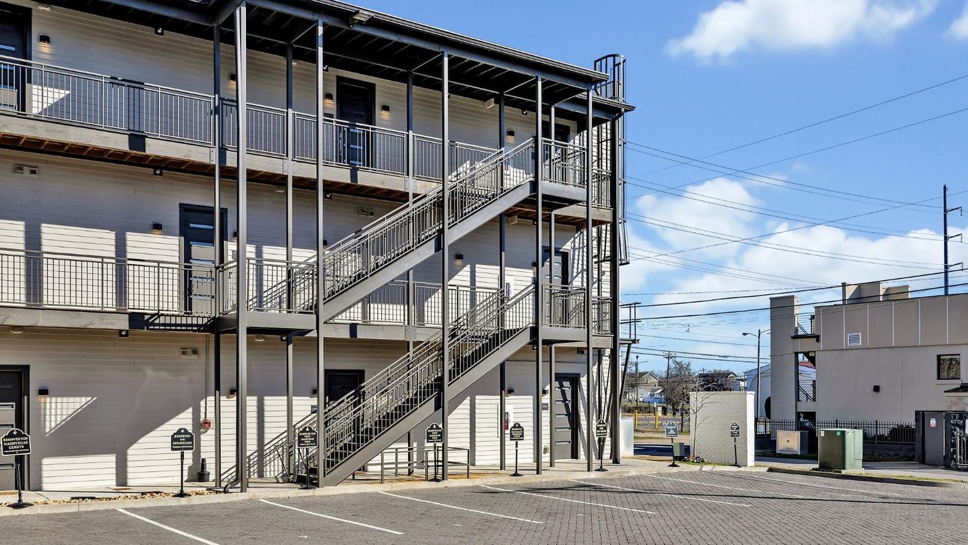 The Outlaw In Downtown By Nautical Holiday home Nashville