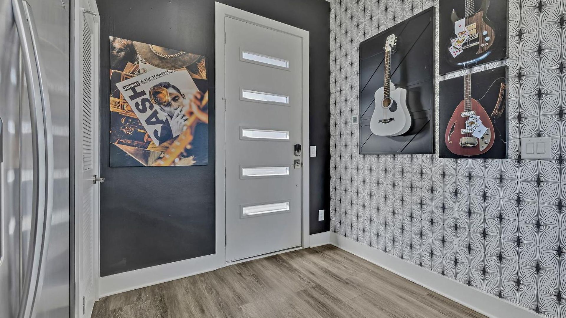 The Outlaw In Downtown By Nautical Holiday home
