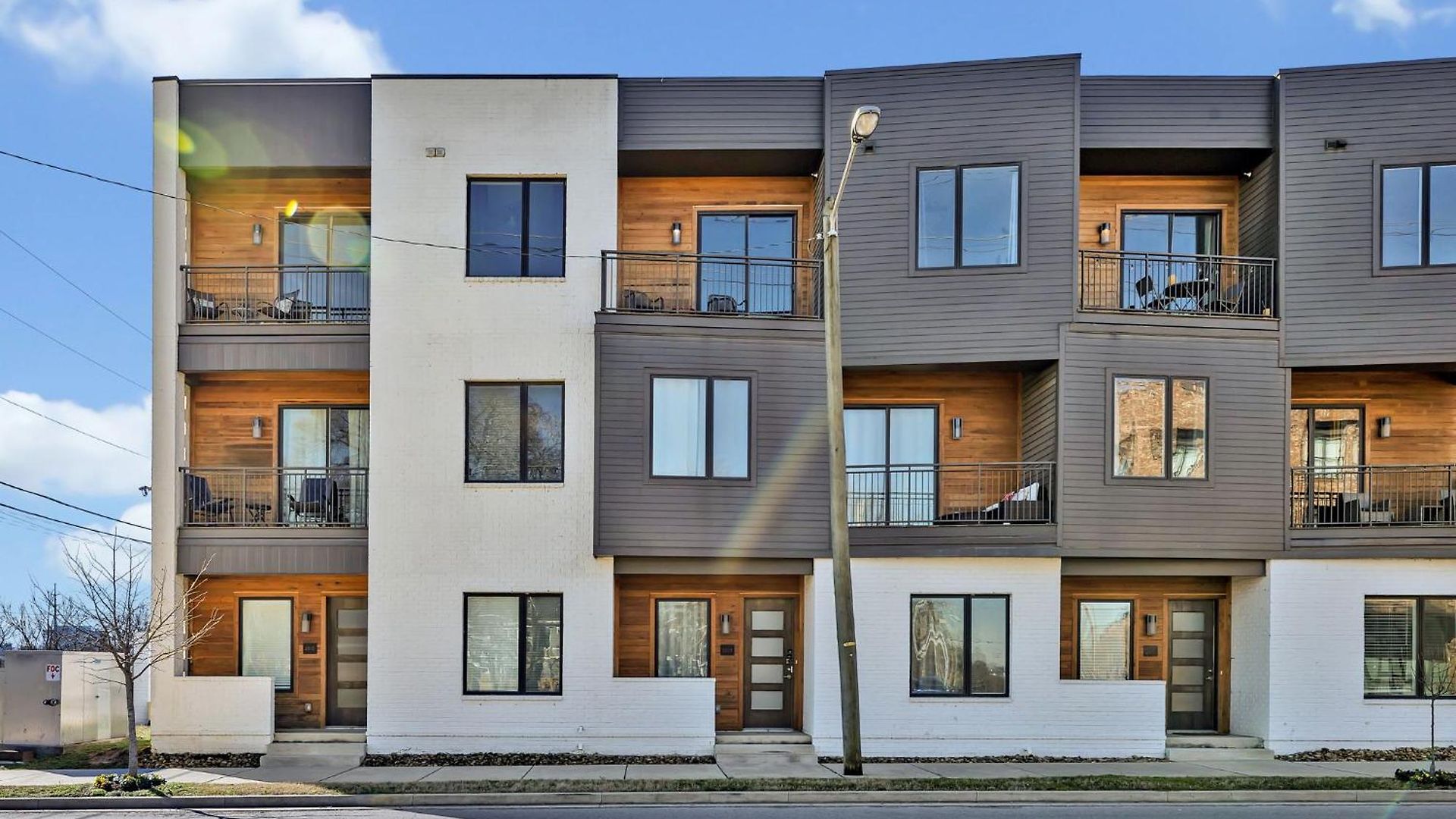 The Outlaw In Downtown By Nautical Holiday home