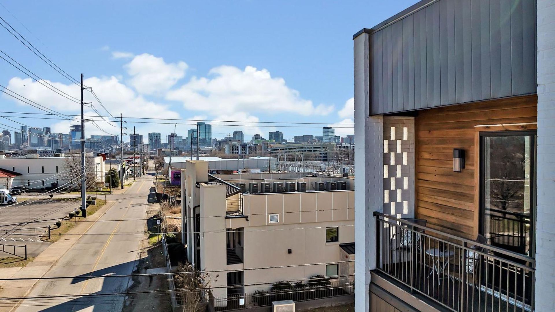 The Outlaw In Downtown By Nautical Holiday home