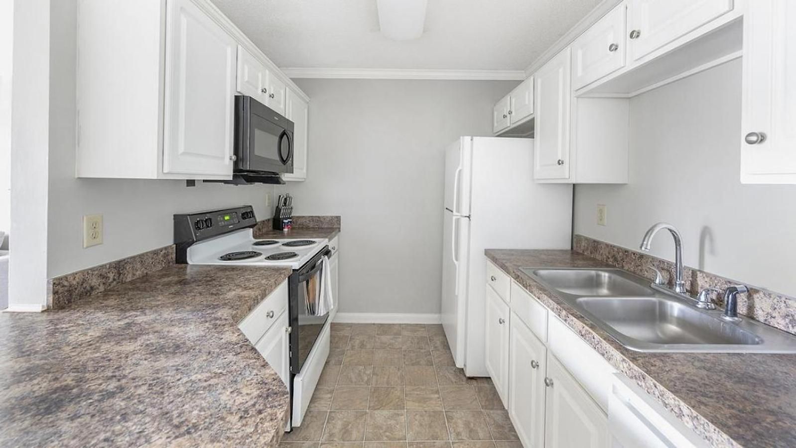 Apartment Landing Modern With Amazing Amenities Nashville