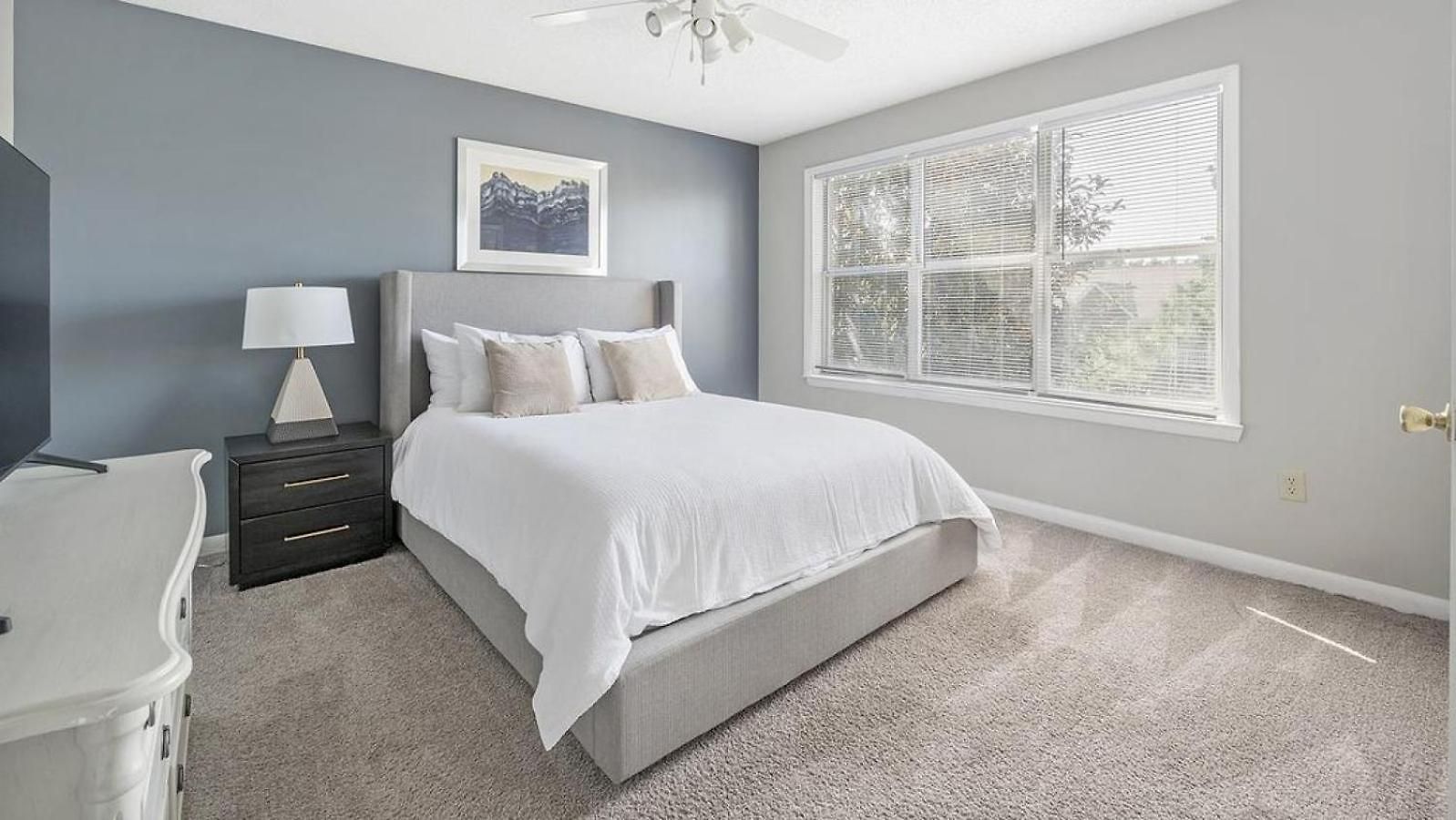 Landing Modern With Amazing Amenities Apartment *