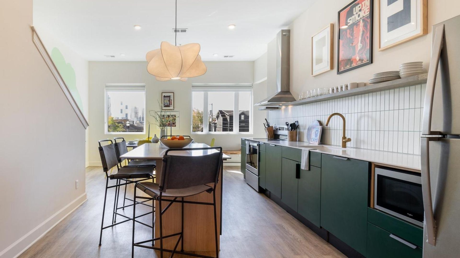 The Conway 5 Bedroom Buyout W Deck In Music City Holiday home *