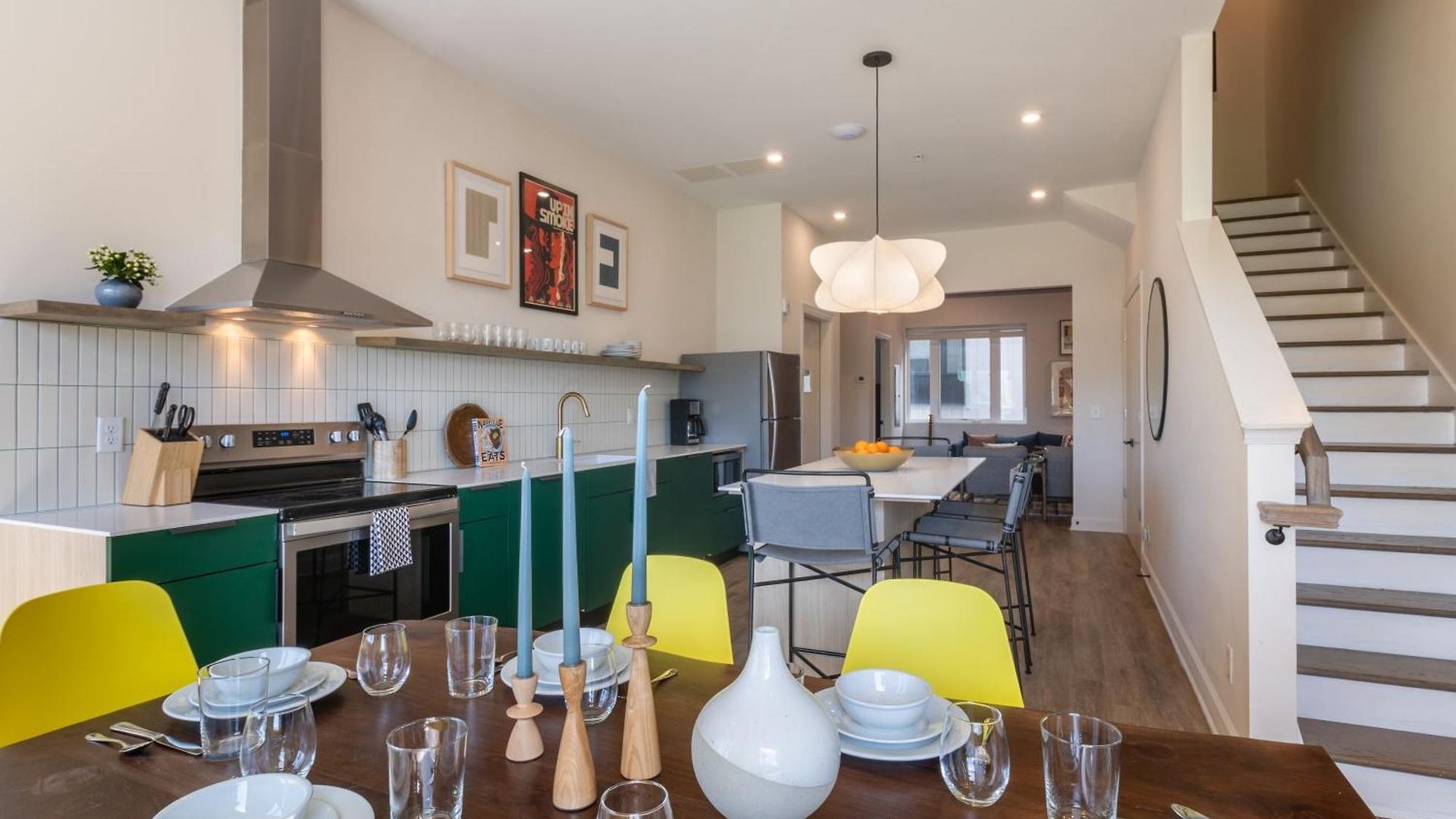 Holiday home The Conway 5 Bedroom Buyout W Deck In Music City