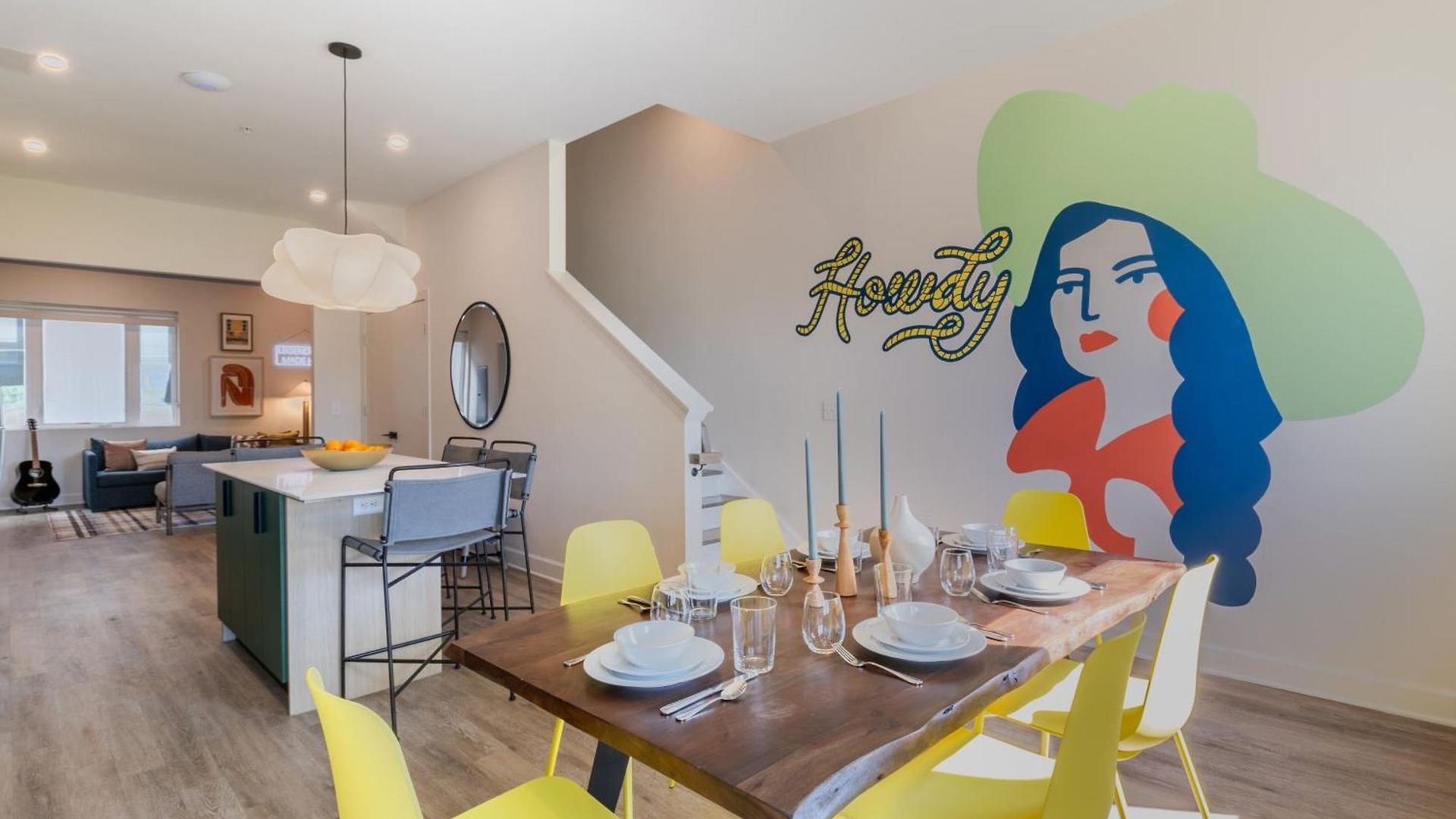 Holiday home The Conway 5 Bedroom Buyout W Deck In Music City