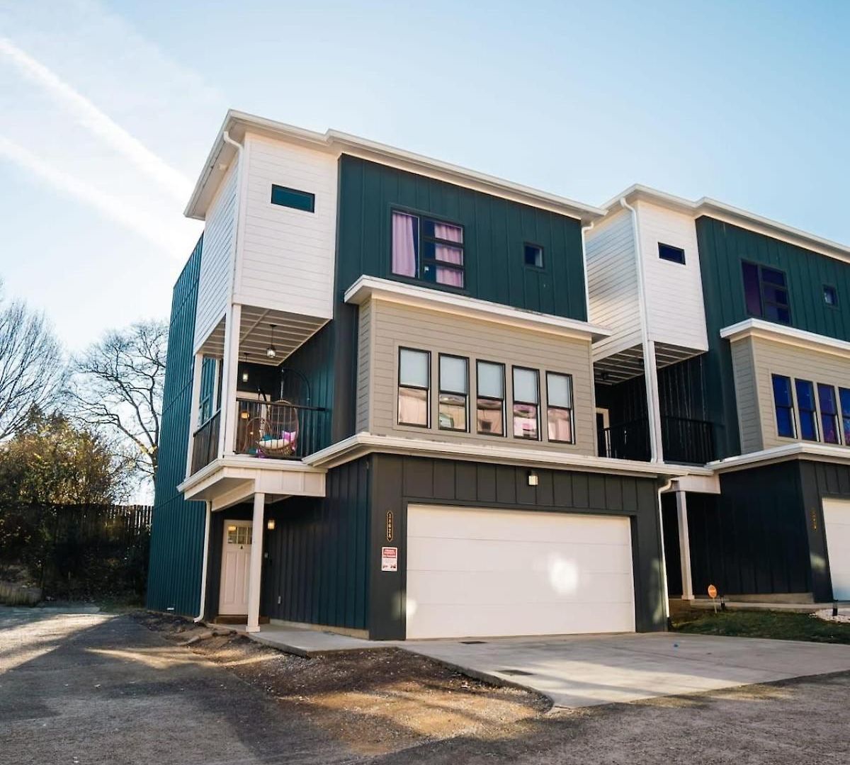 Butterfly Bnb~modern Luxury~giant Rooftop~9min Dt Holiday home