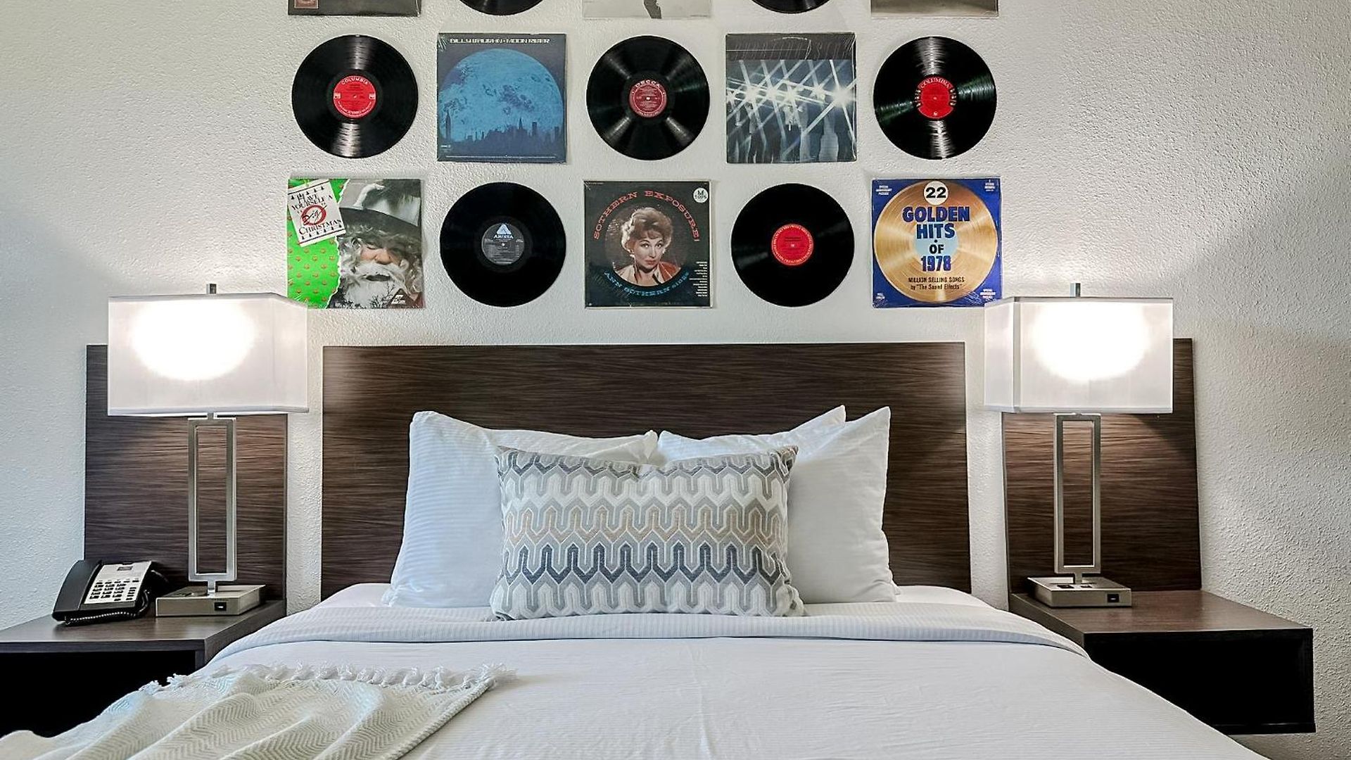 Apartment Sleepover *