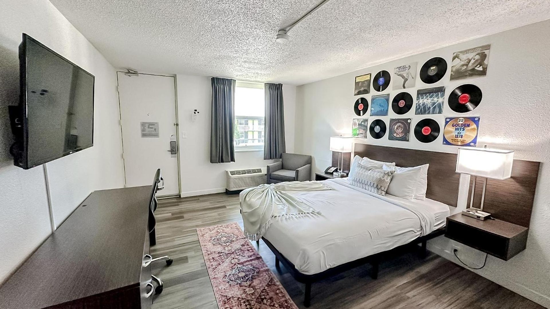 Sleepover Apartment *