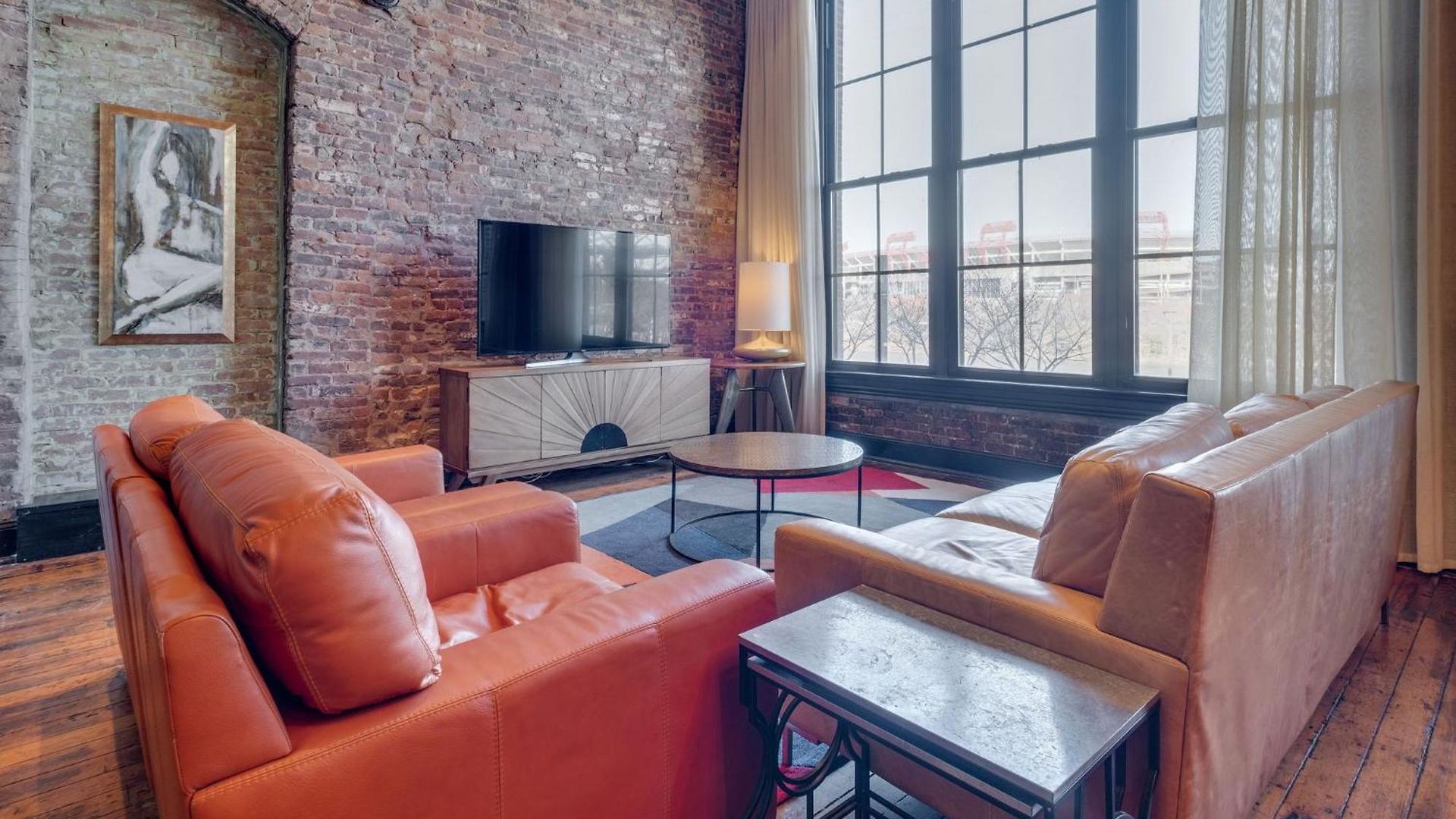 Riverfront Lofts 4*