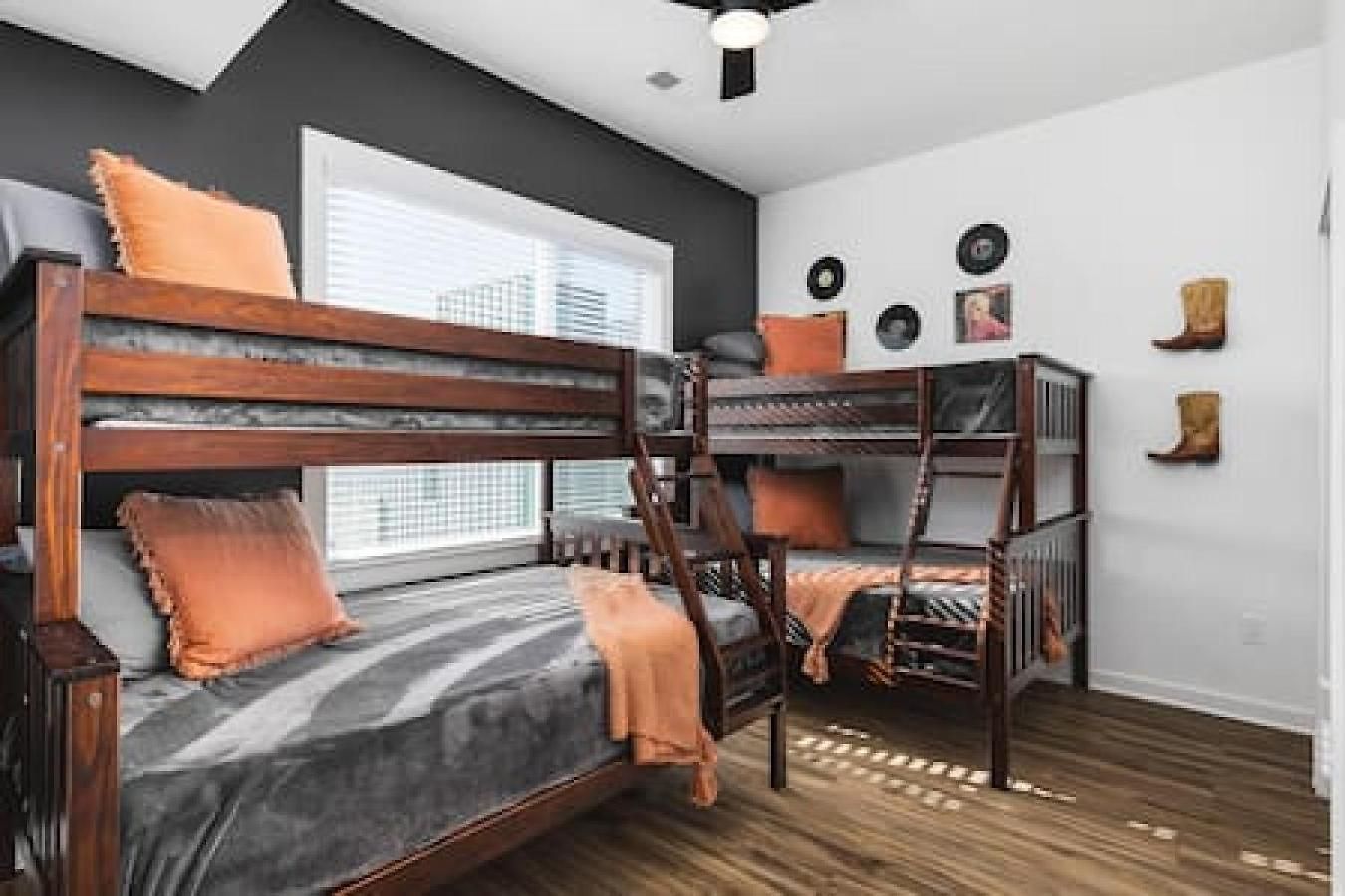 3 Miles To Broadway -garage, Patio, Walk To Shops Nashville