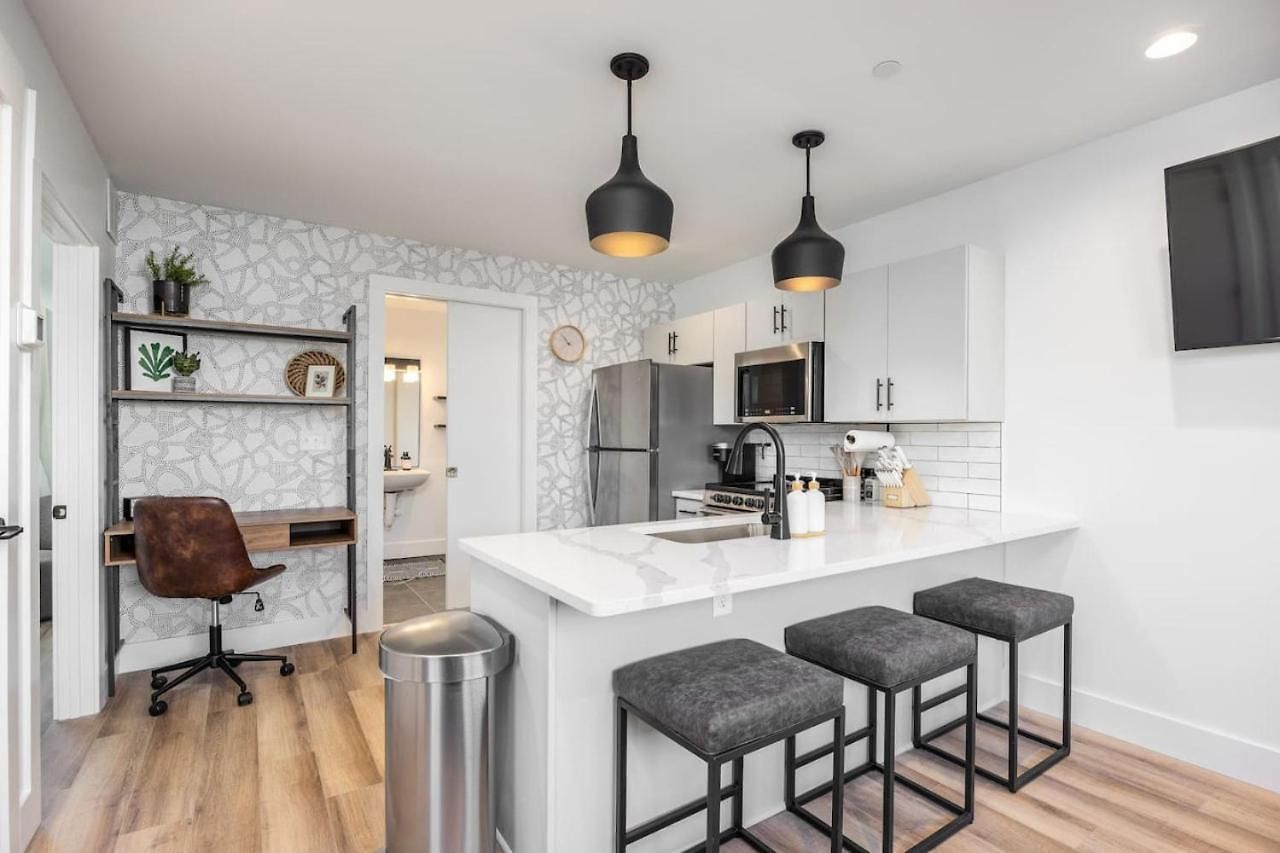 Stylish In Hillsboro Village By Vanderbilt And Belmont Apartment *