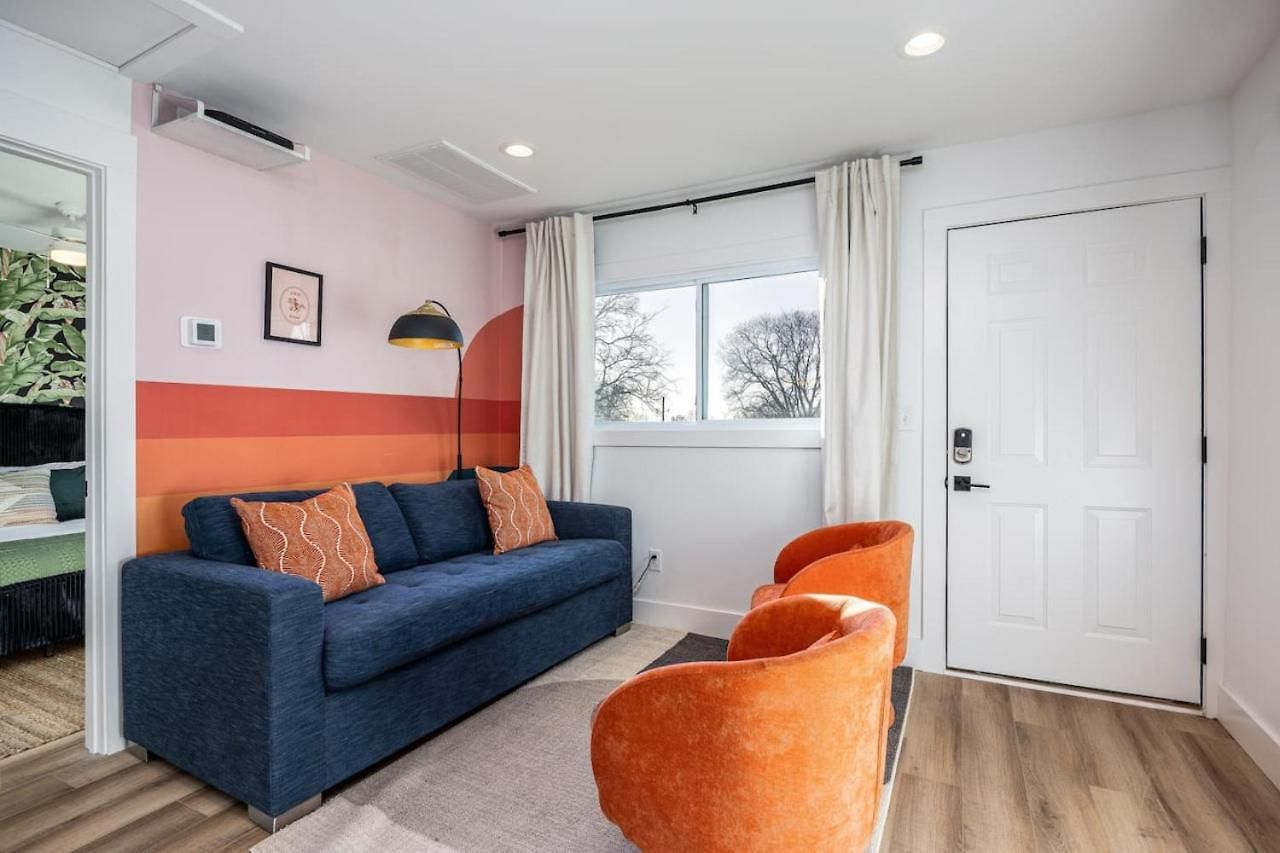 Walk To Hillsboro Village, Close To Vanderbilt, 3 Miles To Downtown Nashville