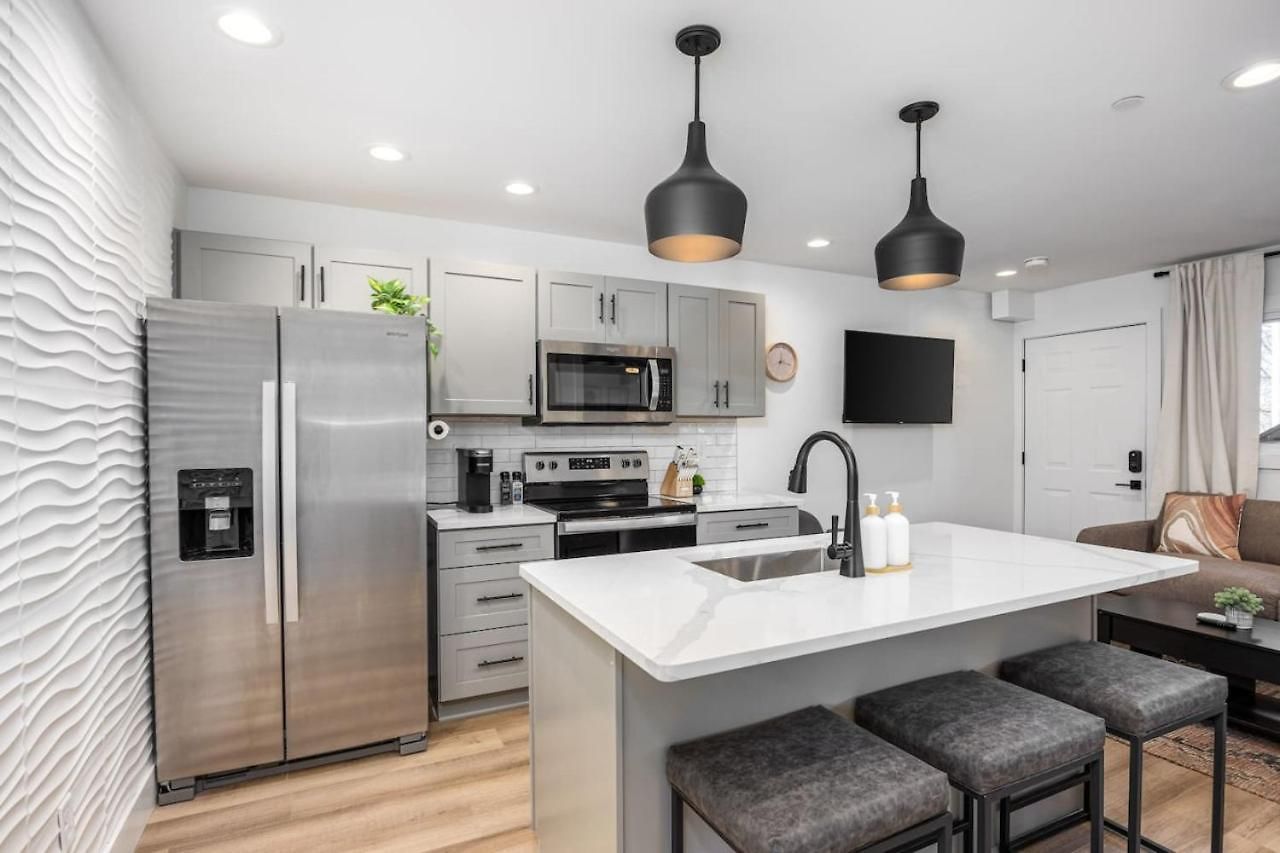 Apartment Bright By Vanderbilt And Belmont, 3 Miles To Downtown Nashville