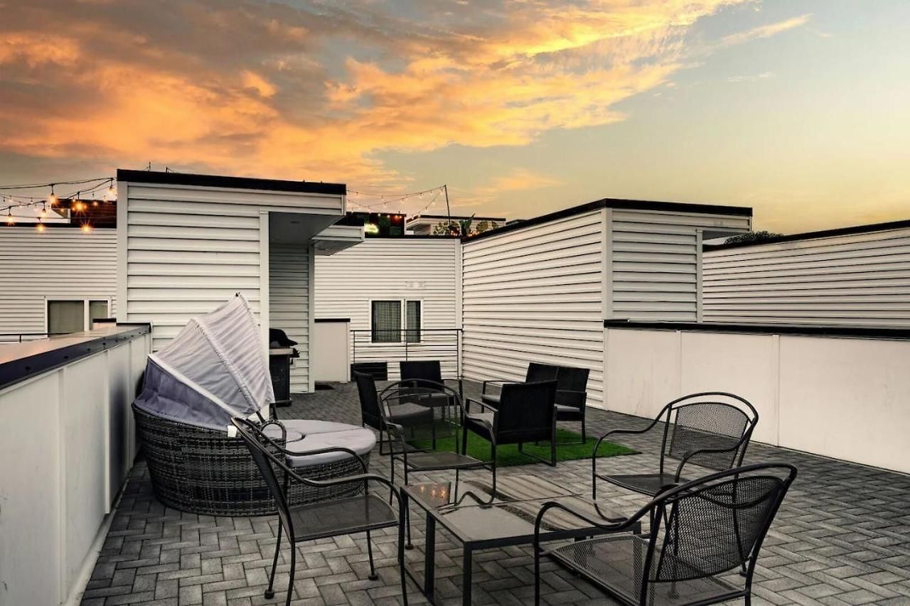 Holiday home With Rooftop Deck & Garage, 2 Miles To Downtown Broadway