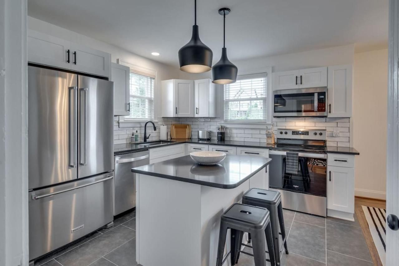 Charming House By Vanderbilt And Belmont * Nashville