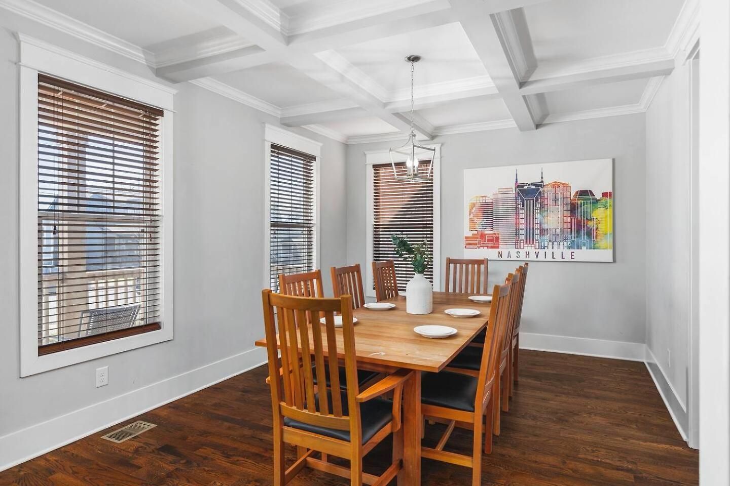 Walk To Broadway & Germantown Large House With Patio * Nashville