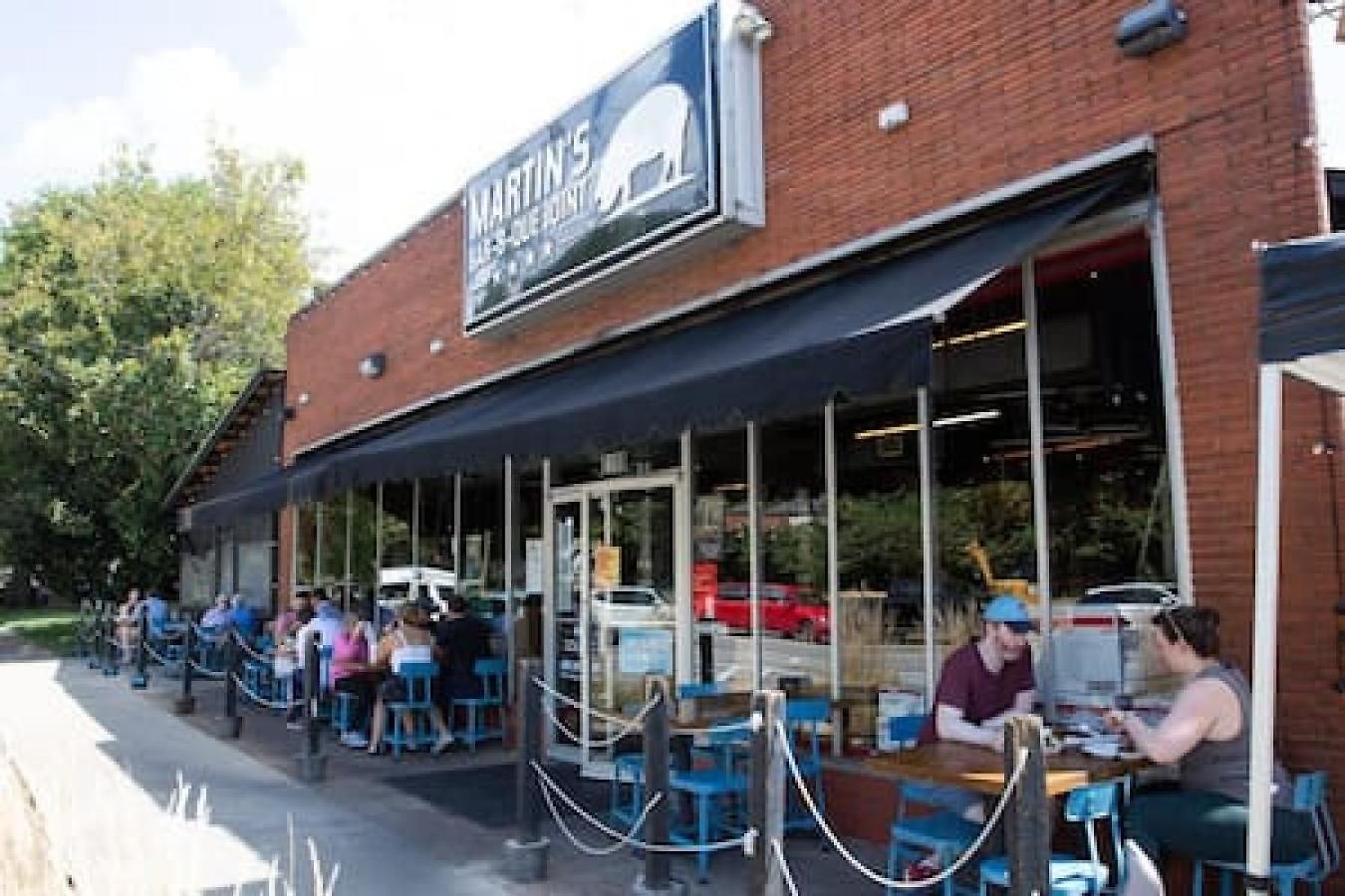 Belmont Retreat Walk To Restaurants, Coffee, 12 South Holiday home Nashville